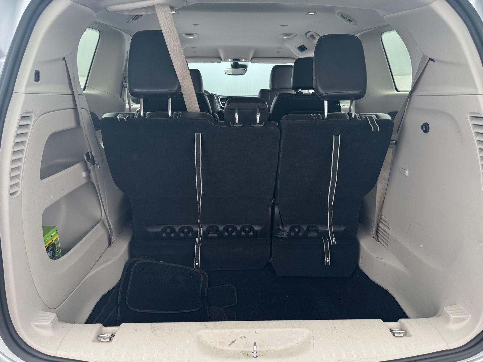 Thumbnail: 2024 Chrysler Pacifica - 6
