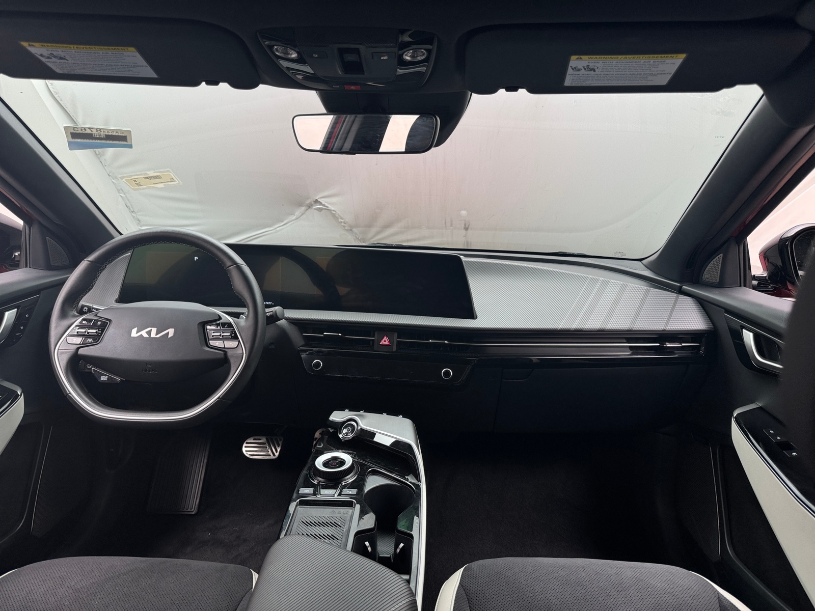 Thumbnail: 2023 Kia EV6 - 2