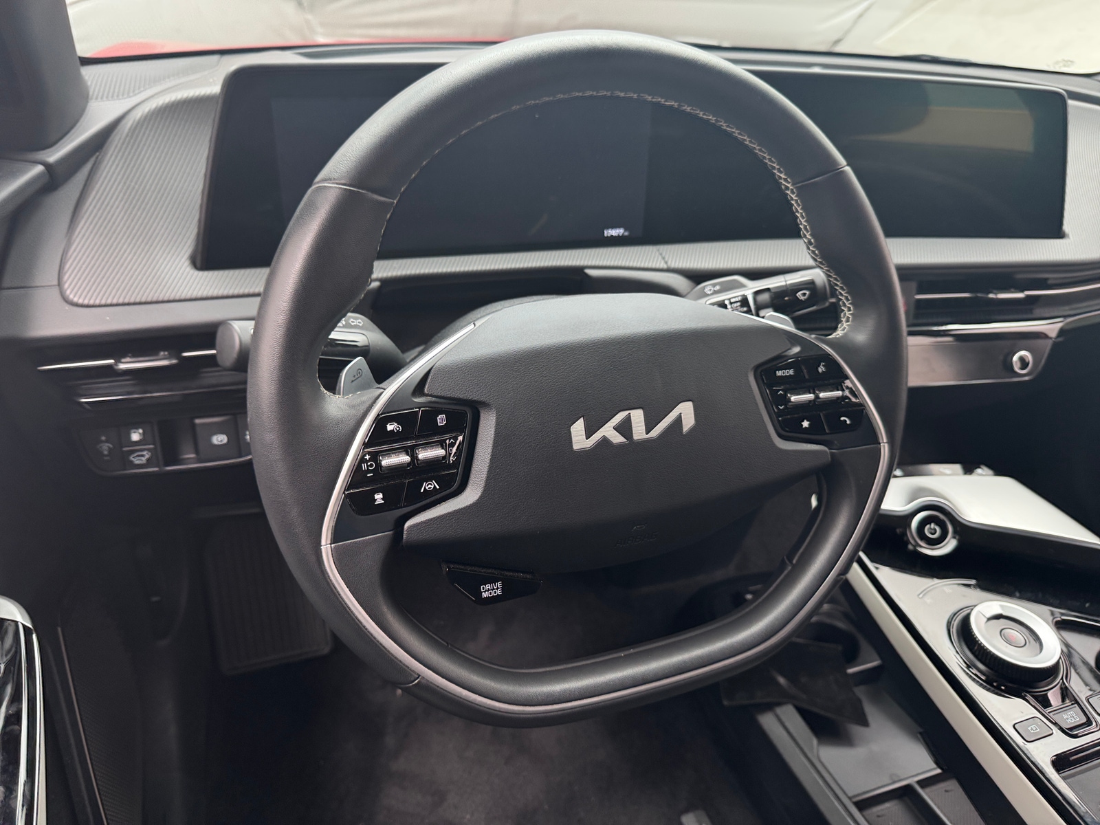 Thumbnail: 2023 Kia EV6 - 4