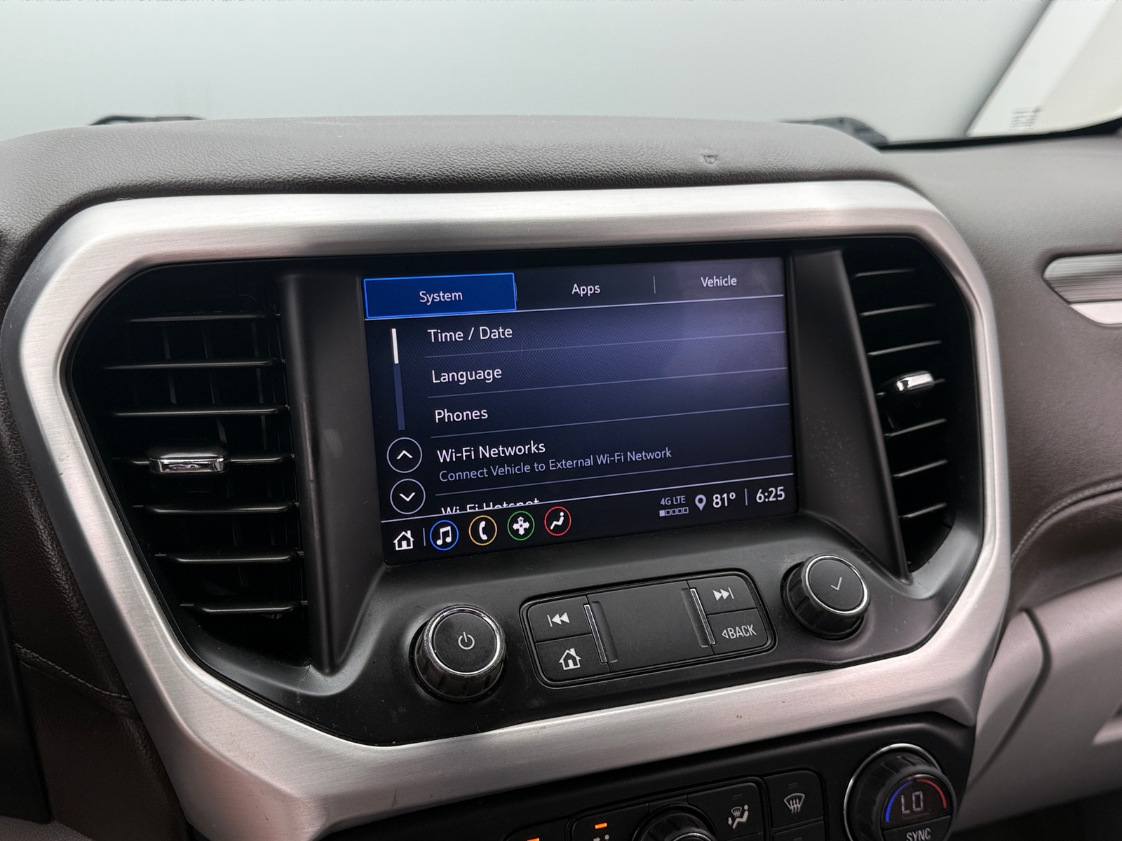 Thumbnail: 2020 GMC Acadia - 3