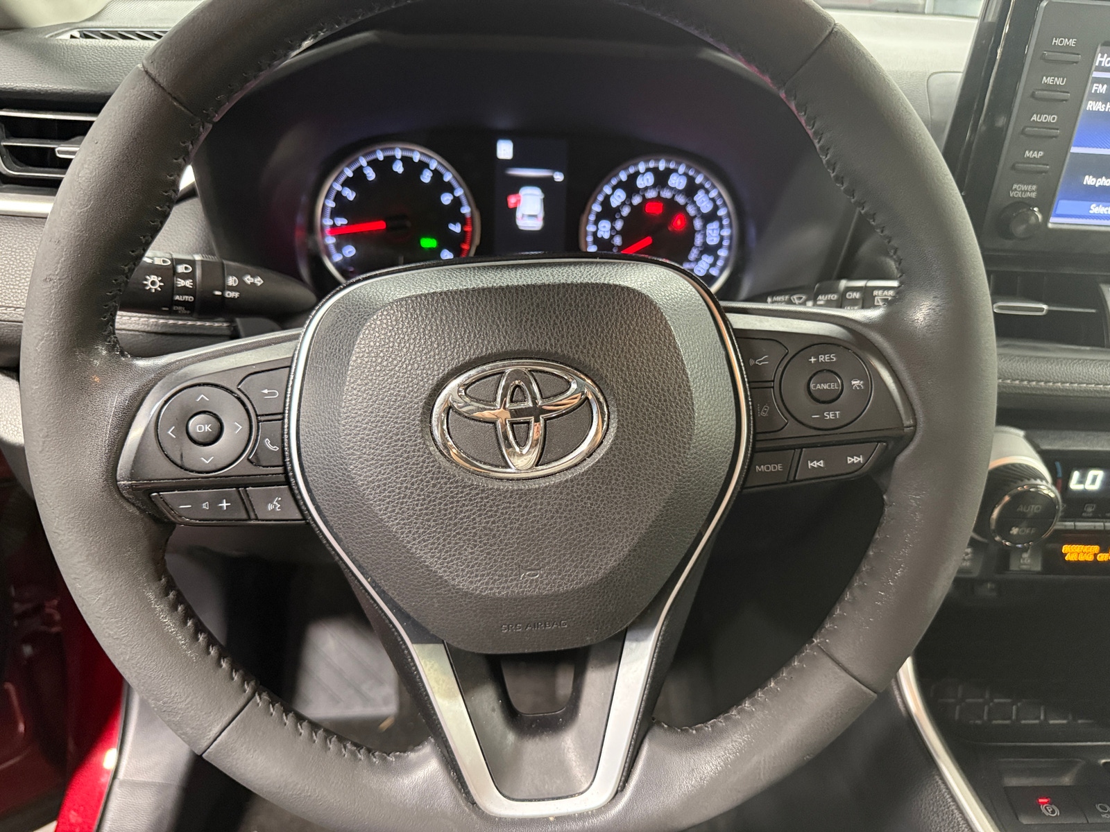 Thumbnail: 2019 Toyota RAV4 - 4