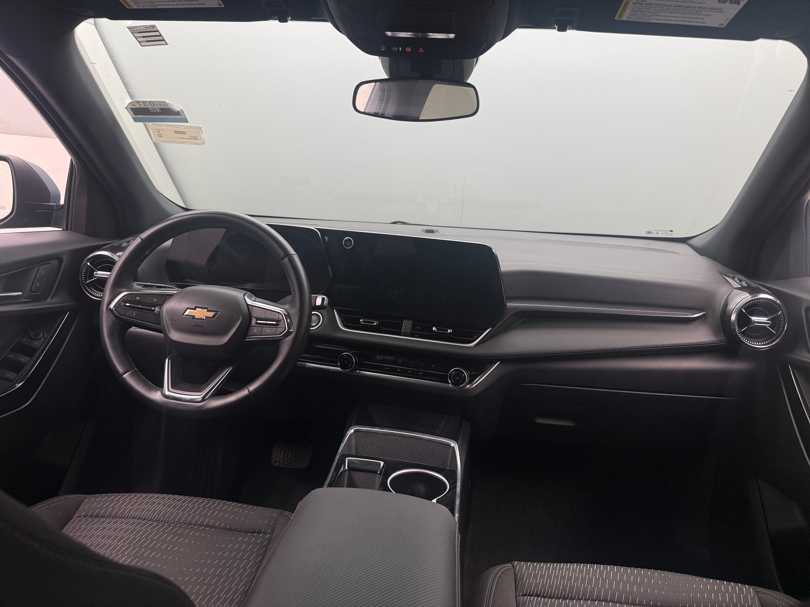 Thumbnail: 2025 Chevrolet Equinox - 3