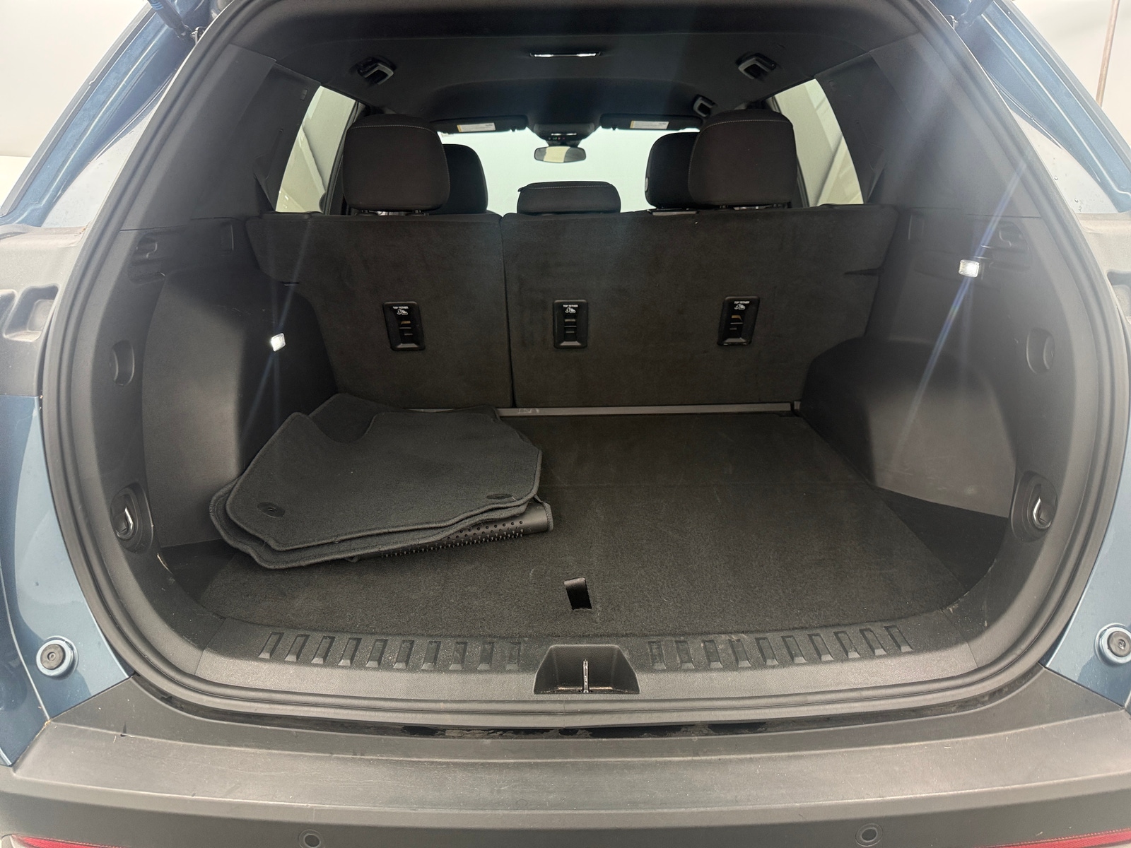Thumbnail: 2025 Chevrolet Equinox - 7