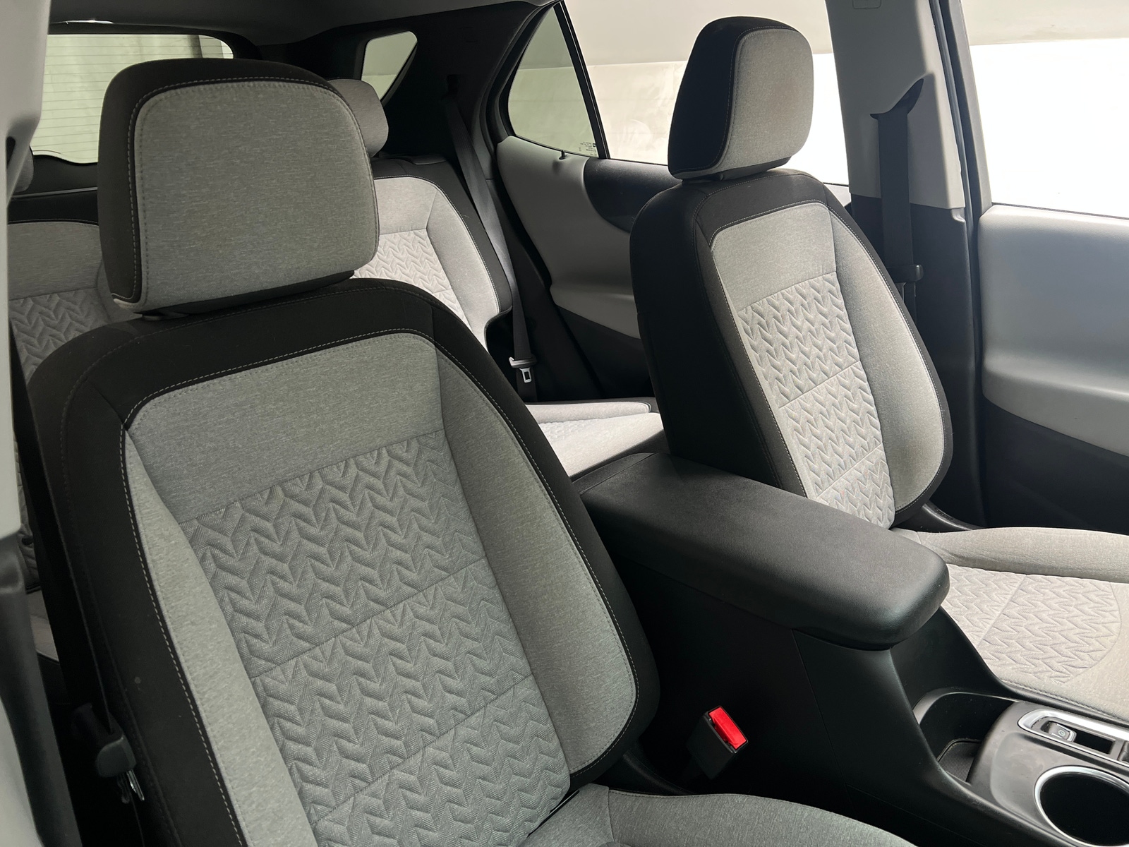 Thumbnail: 2022 Chevrolet Equinox - 2
