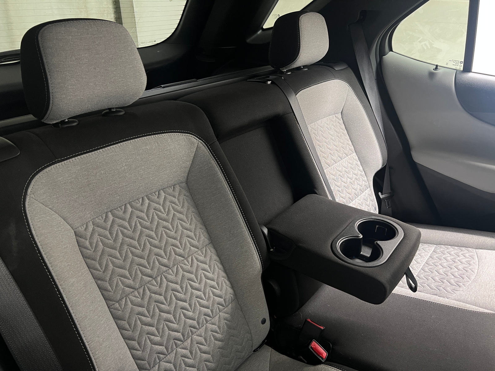 Thumbnail: 2022 Chevrolet Equinox - 6