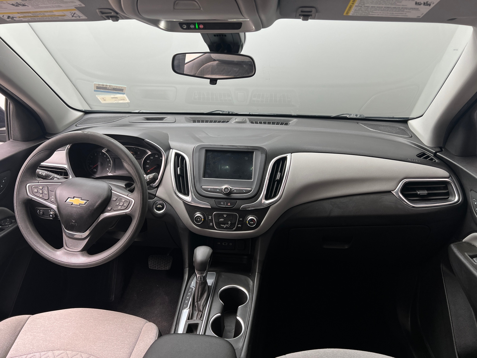 Thumbnail: 2022 Chevrolet Equinox - 3