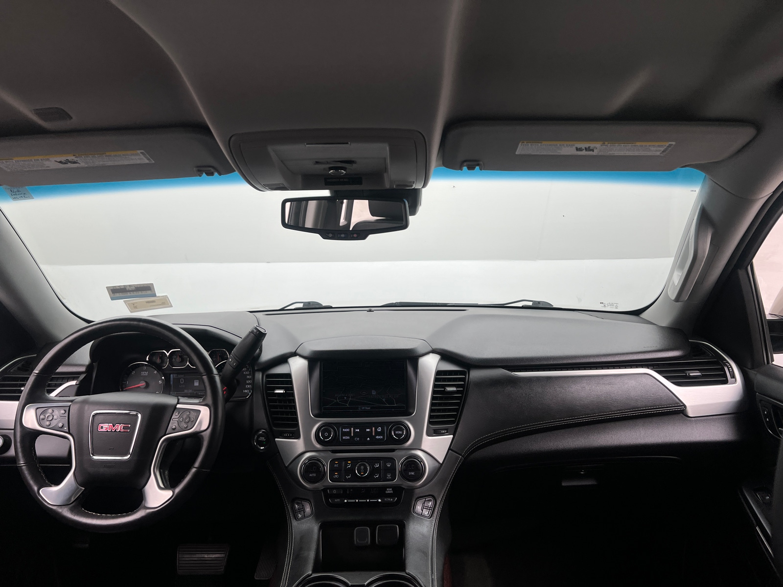 Thumbnail: 2017 GMC Yukon - 2