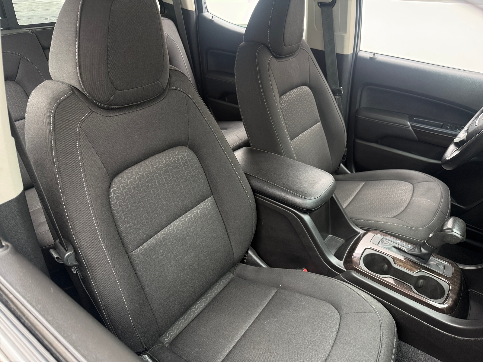 Thumbnail: 2016 GMC Canyon - 2