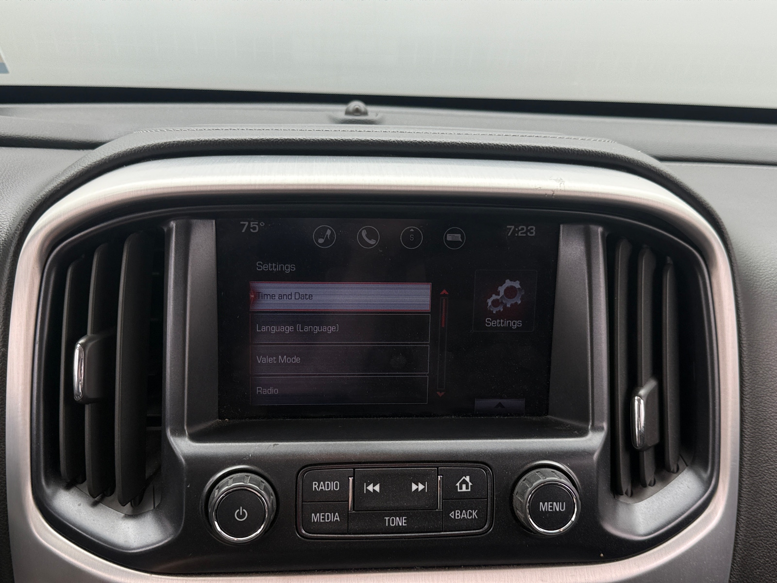 Thumbnail: 2016 GMC Canyon - 4