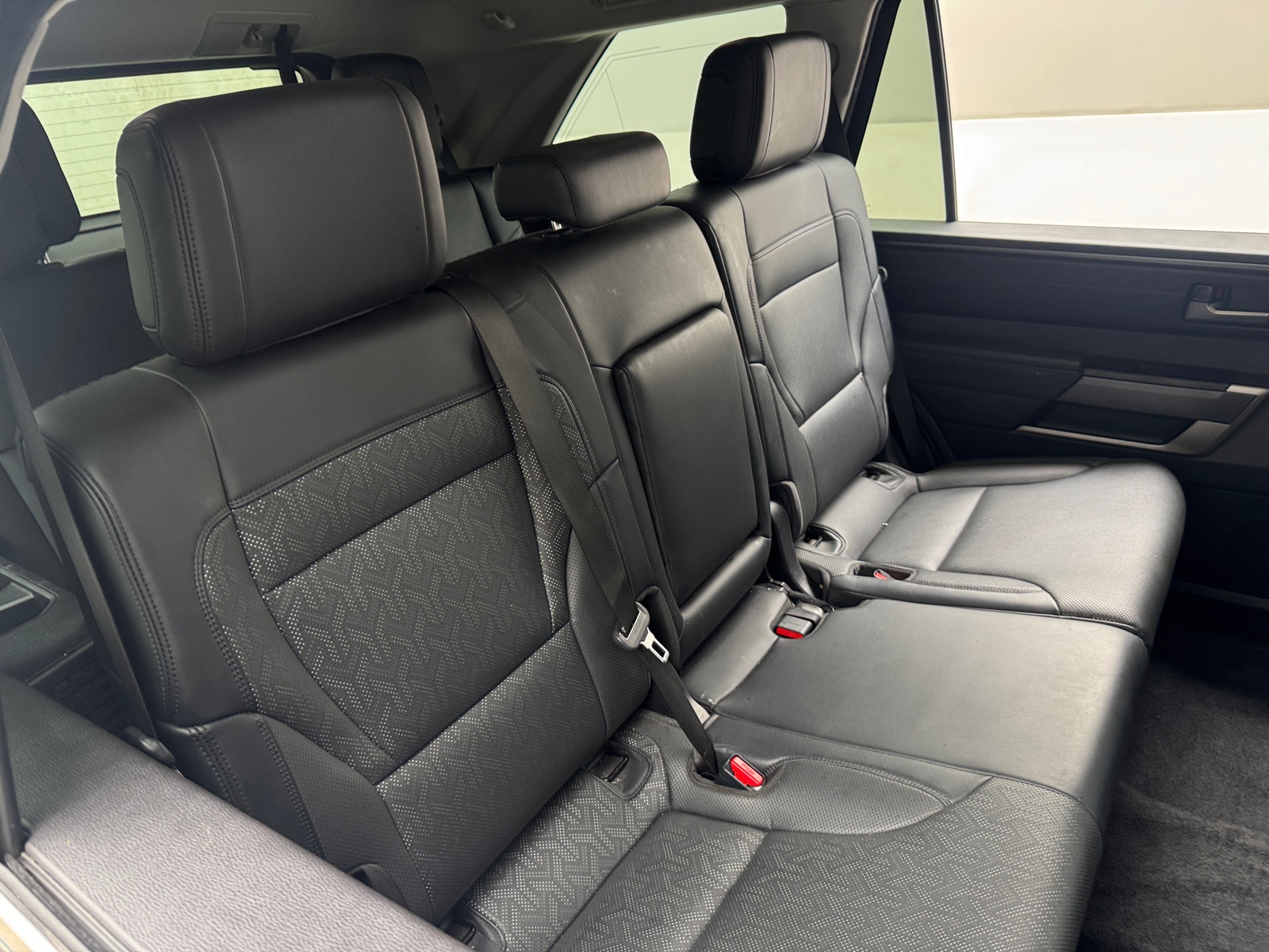 Thumbnail: 2023 Toyota Sequoia - 6