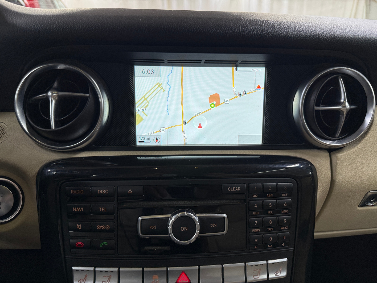 Thumbnail: 2015 Mercedes-Benz SLK - 3