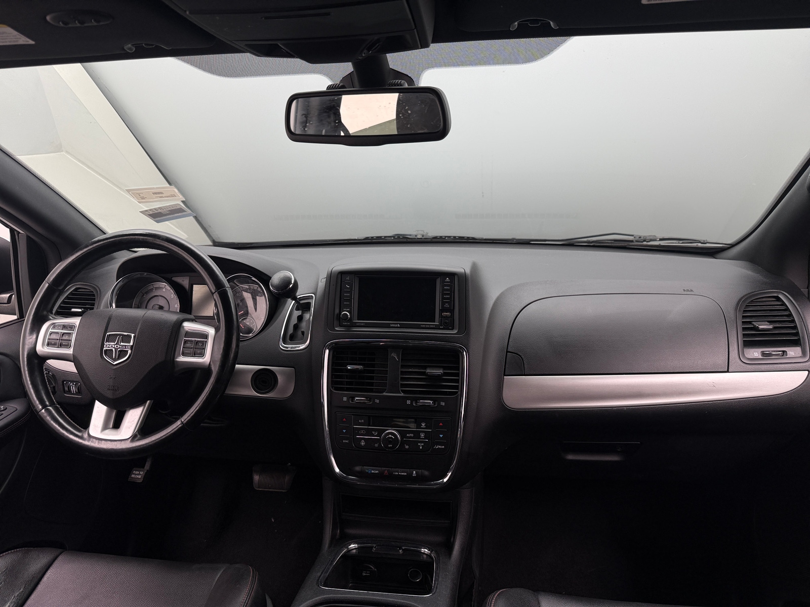 Thumbnail: 2020 Dodge Grand Caravan - 2
