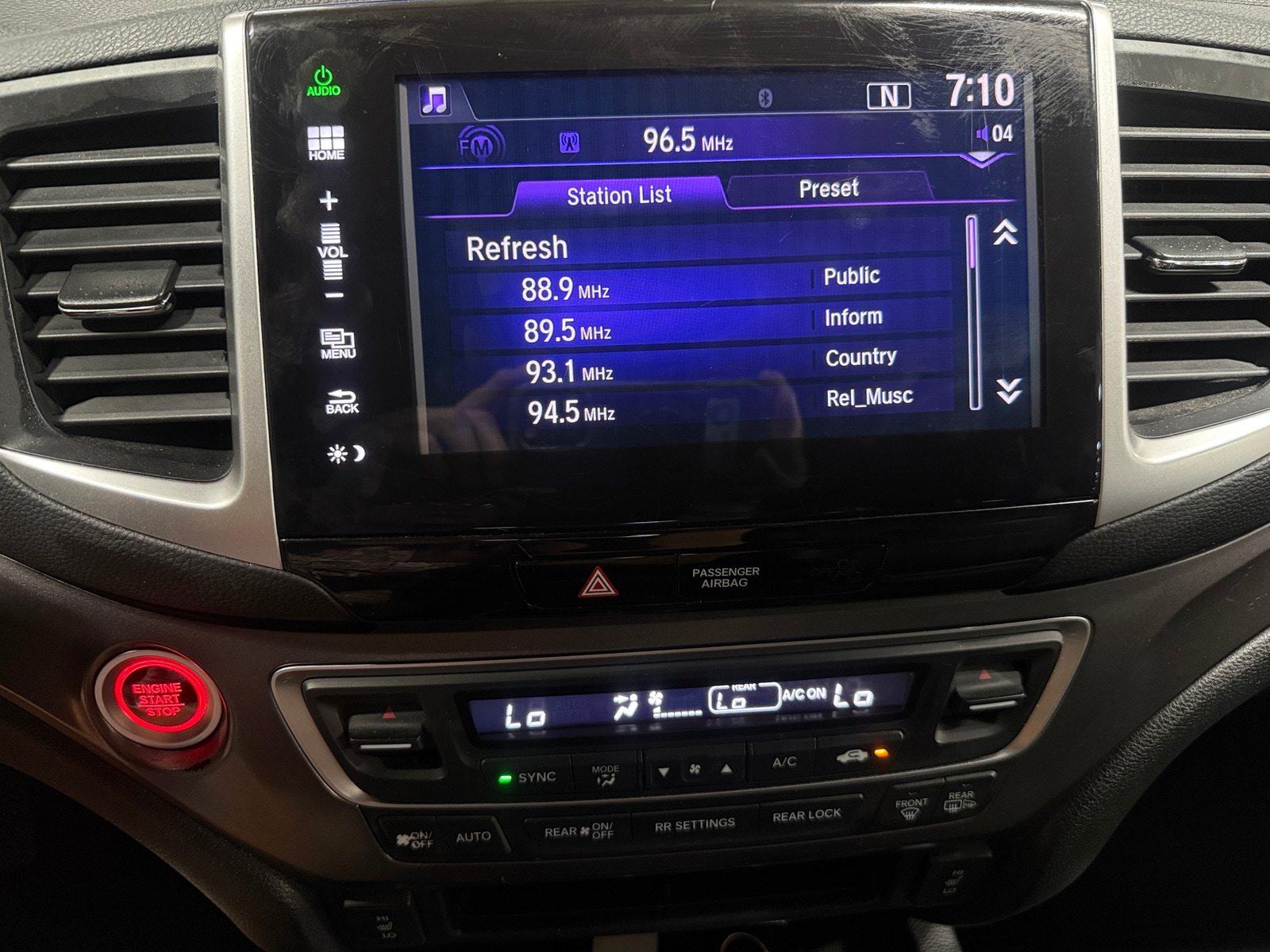 Thumbnail: 2016 Honda Pilot - 3