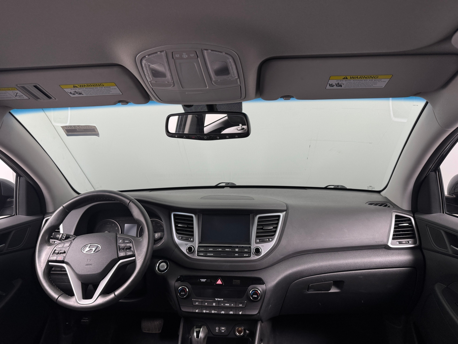 Thumbnail: 2017 Hyundai Tucson - 3