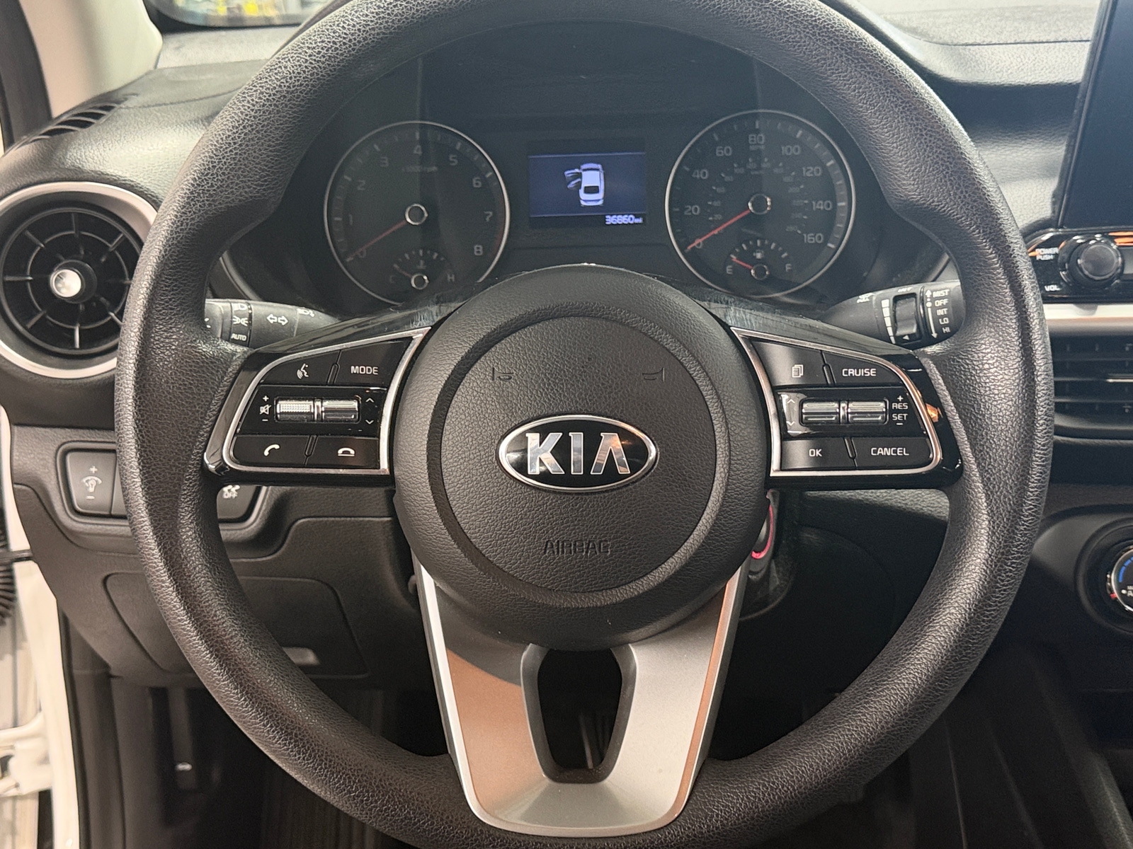 Thumbnail: 2020 Kia Forte - 5
