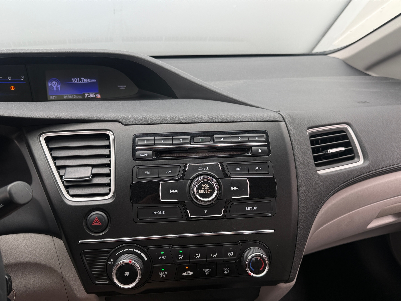 Thumbnail: 2015 Honda Civic - 4