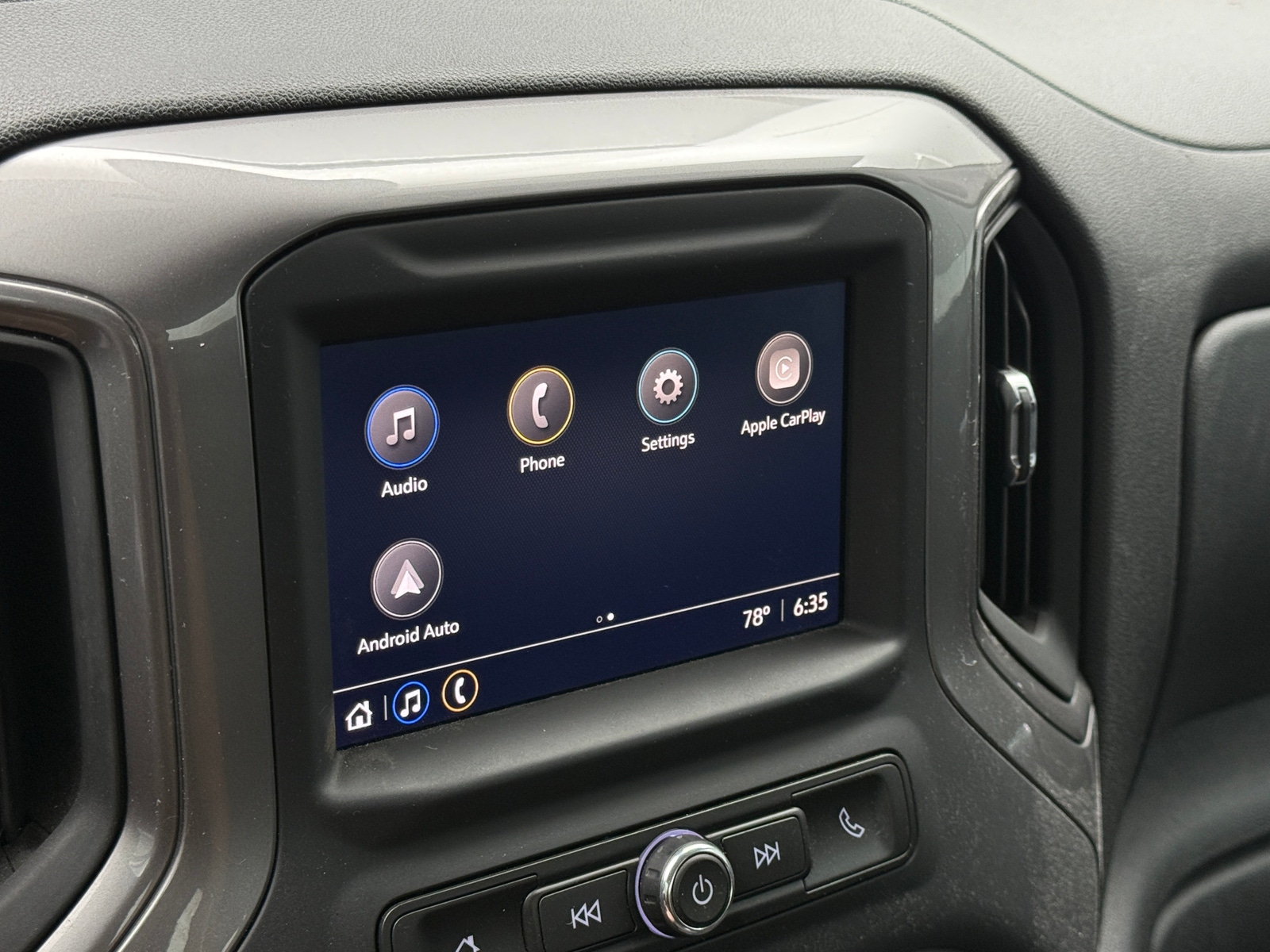 Thumbnail: 2022 Chevrolet Silverado 1500 - 4