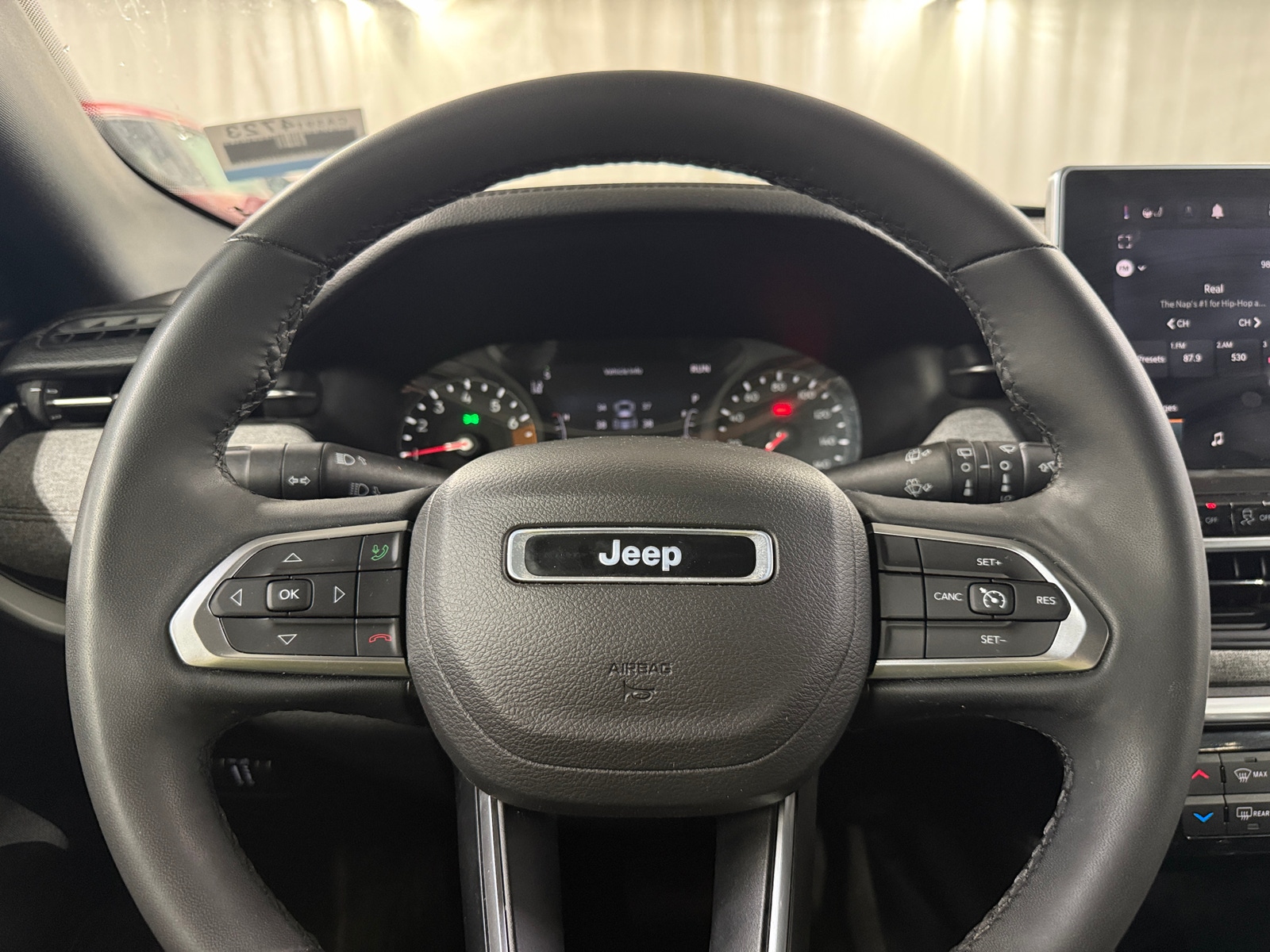 Thumbnail: 2023 Jeep Compass - 4