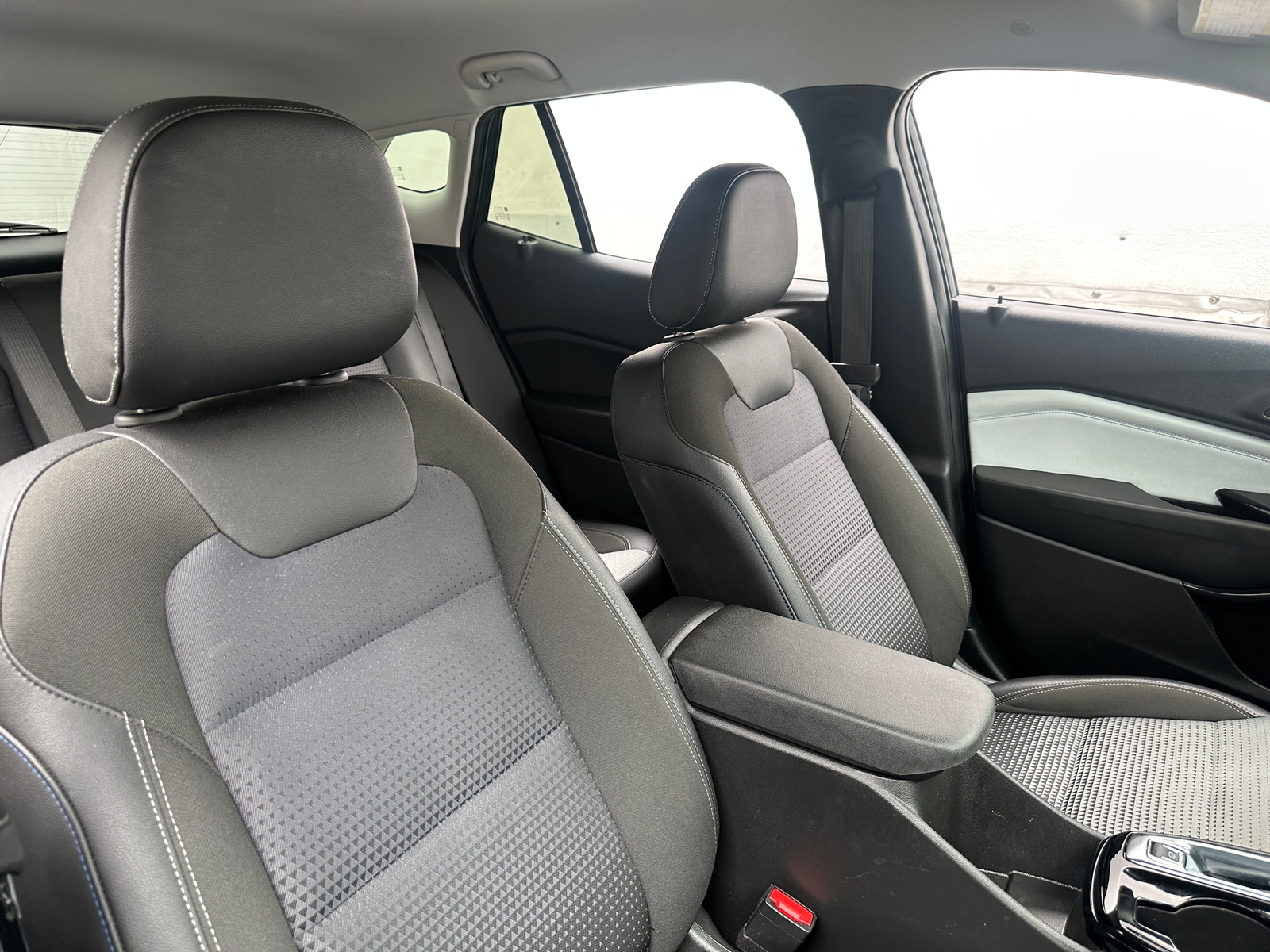 Thumbnail: 2025 Chevrolet Trax - 2