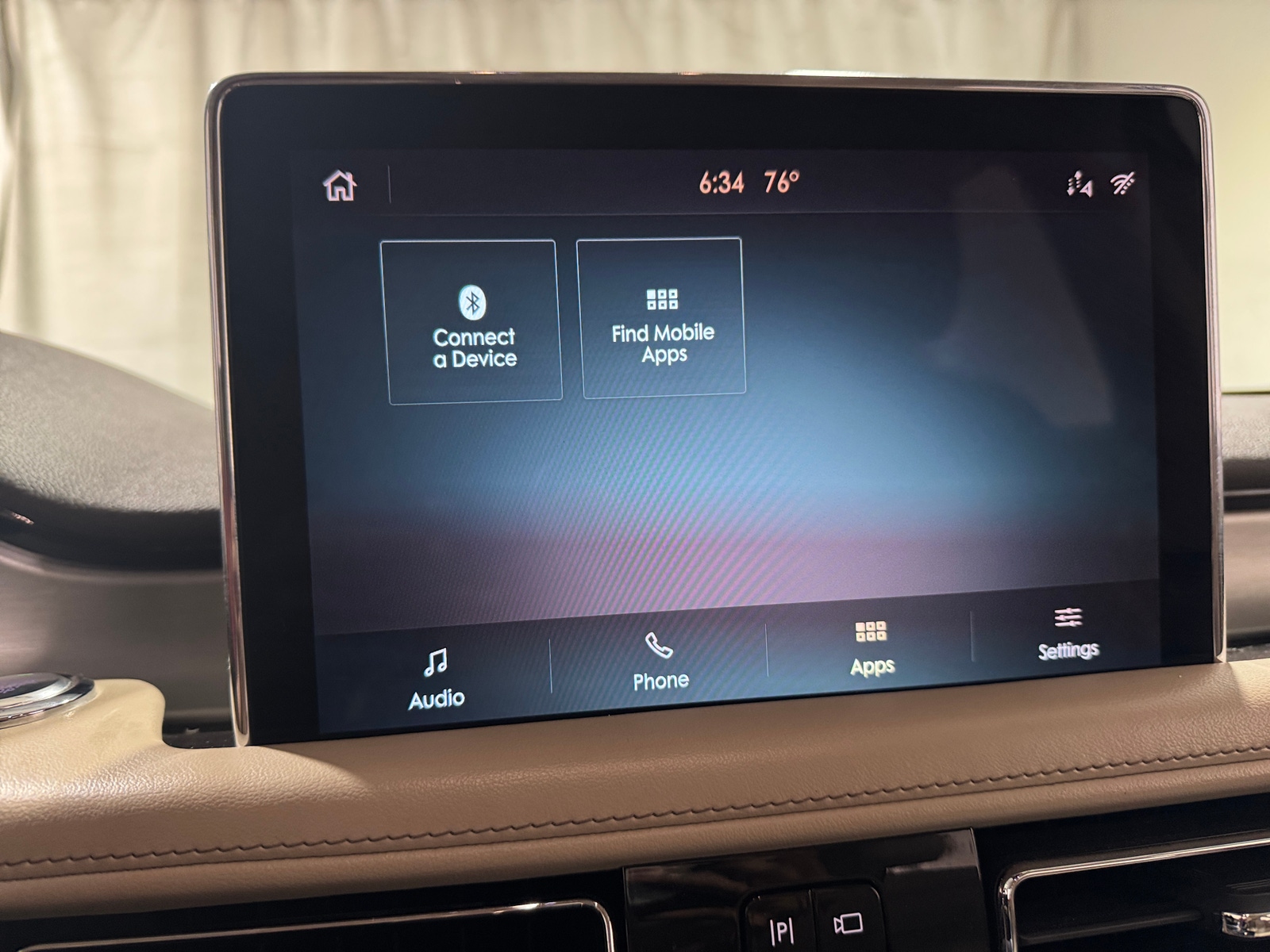 Thumbnail: 2021 Lincoln Aviator - 3
