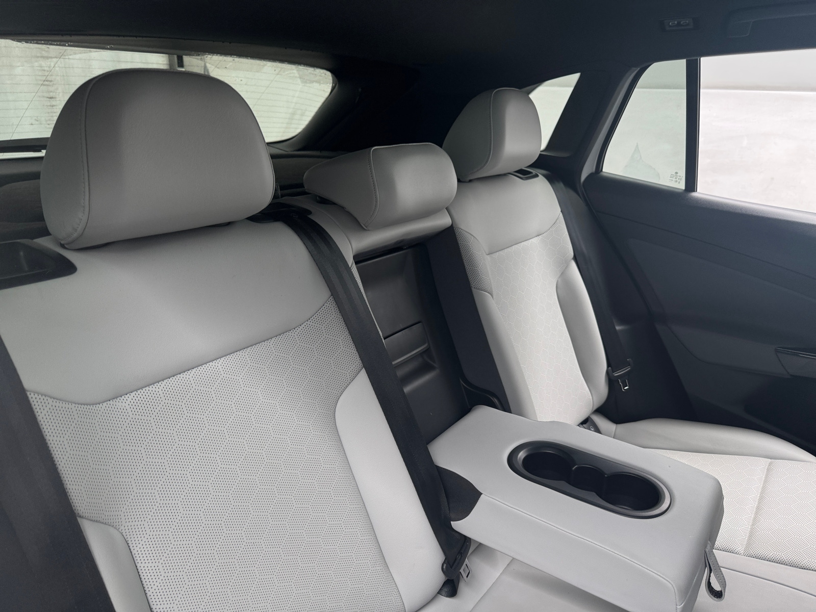 Thumbnail: 2021 Volkswagen ID.4 - 5