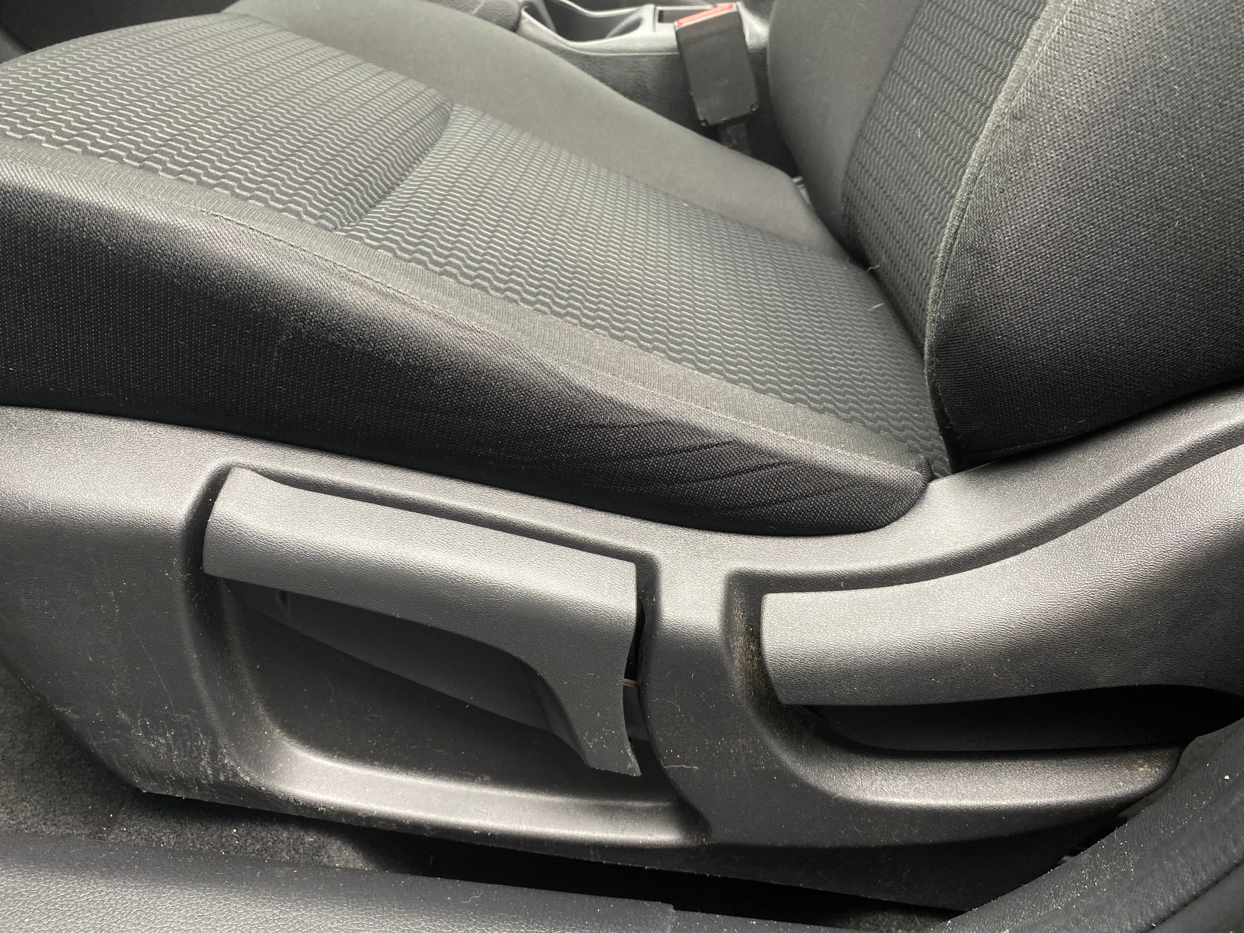 Used 2018 Nissan Rogue Sport S with VIN JN1BJ1CR2JW200790 for sale in Pewaukee, WI
