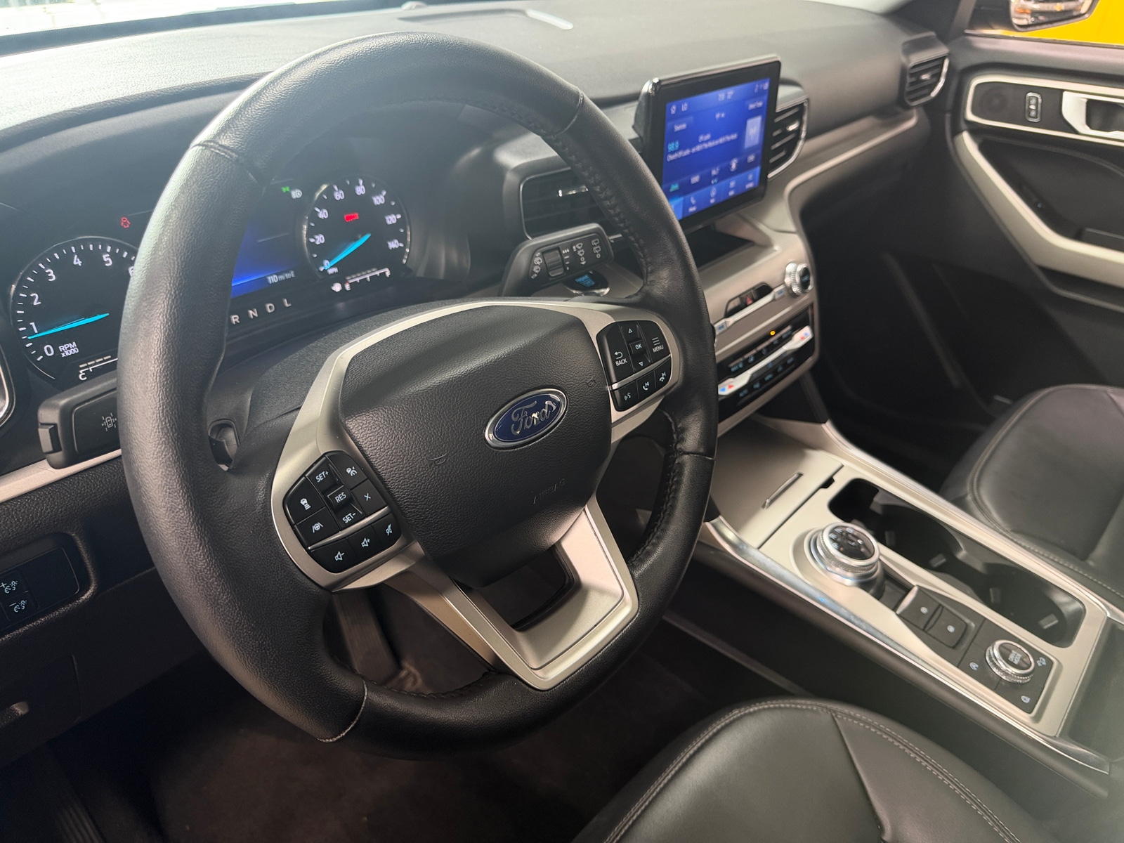 Thumbnail: 2023 Ford Explorer - 4