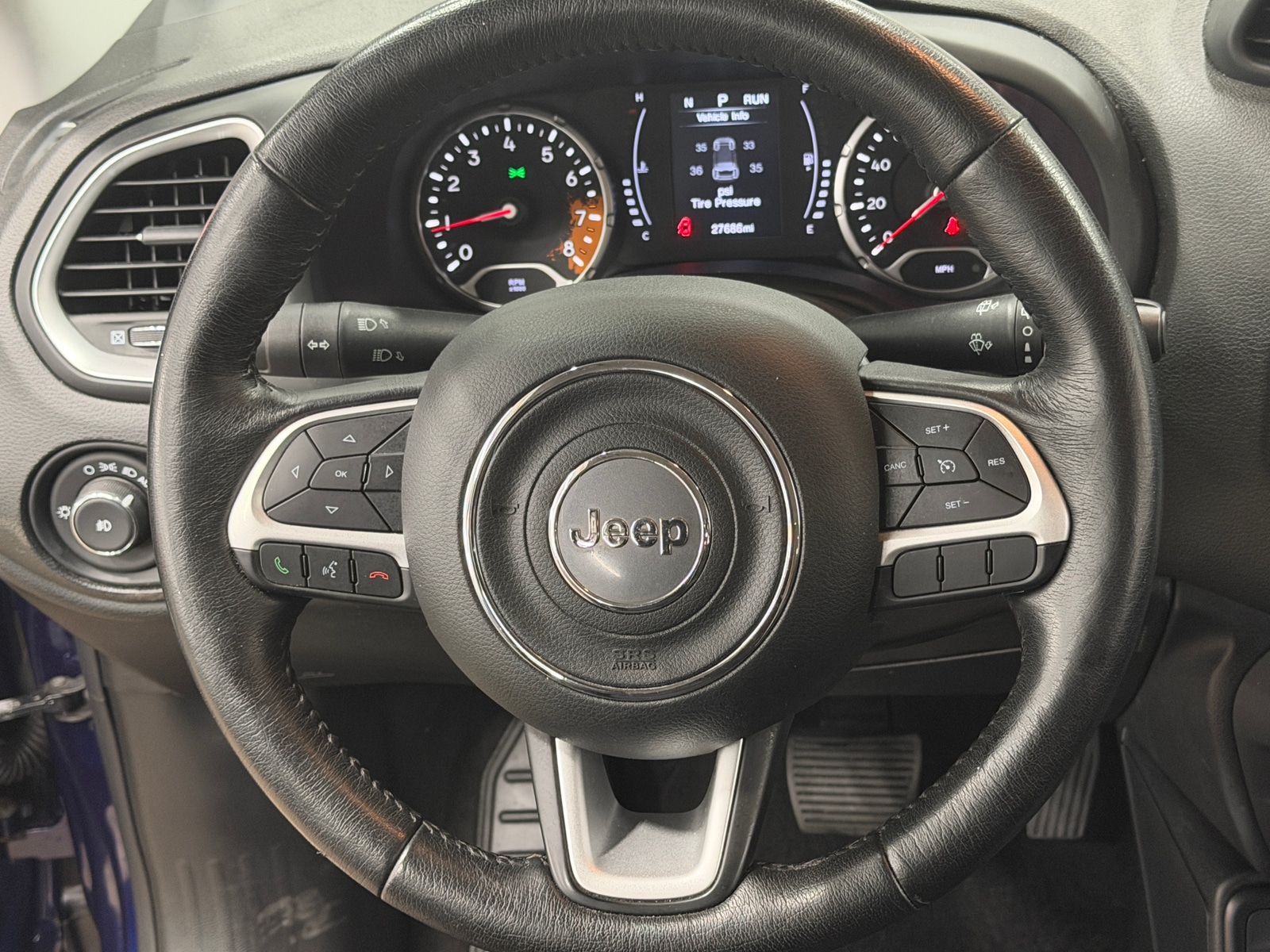 Thumbnail: 2018 Jeep Renegade - 5