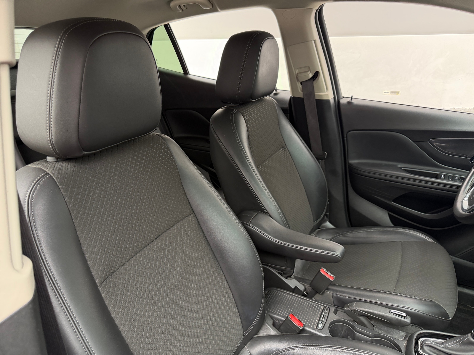 Thumbnail: 2021 Buick Encore - 2