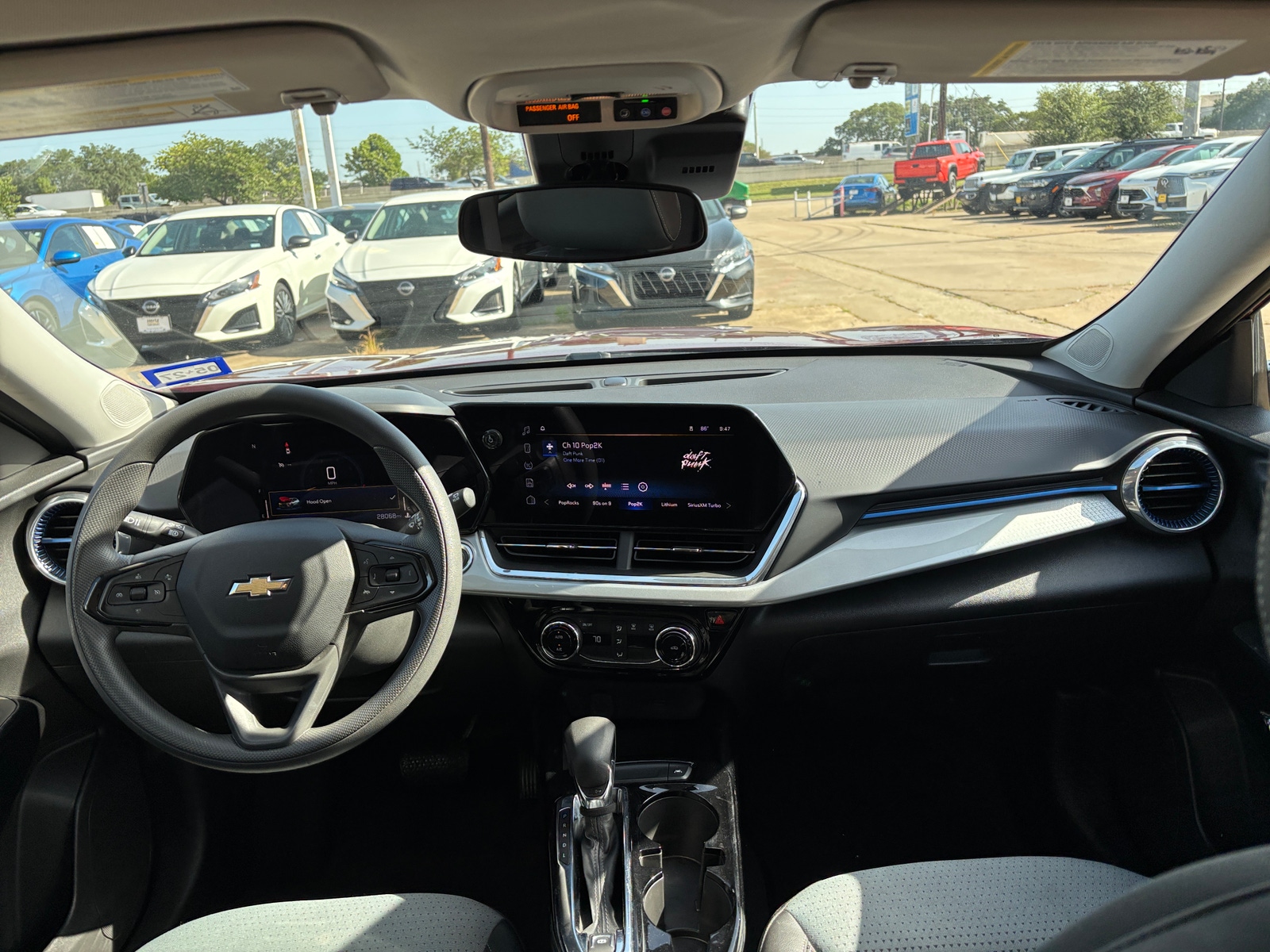 Thumbnail: 2025 Chevrolet Trax - 3