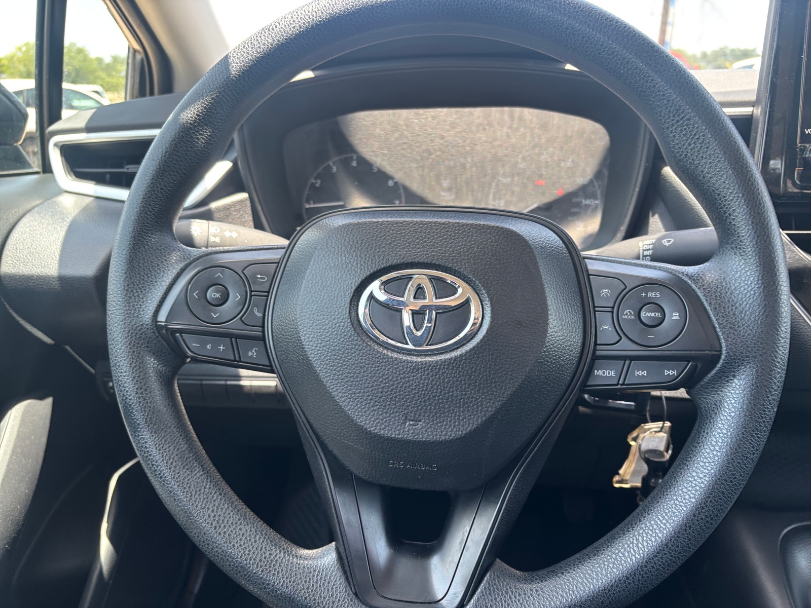 Thumbnail: 2025 Toyota Corolla - 4