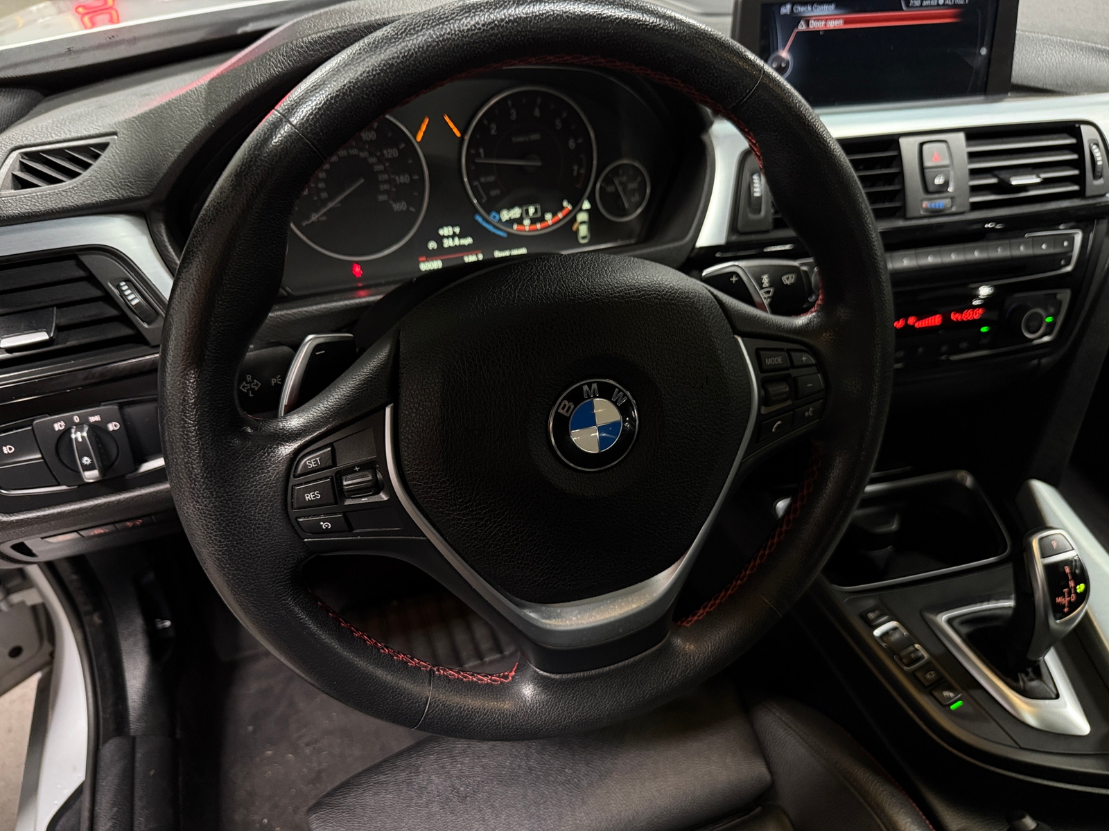 Thumbnail: 2015 BMW 4 Series - 4