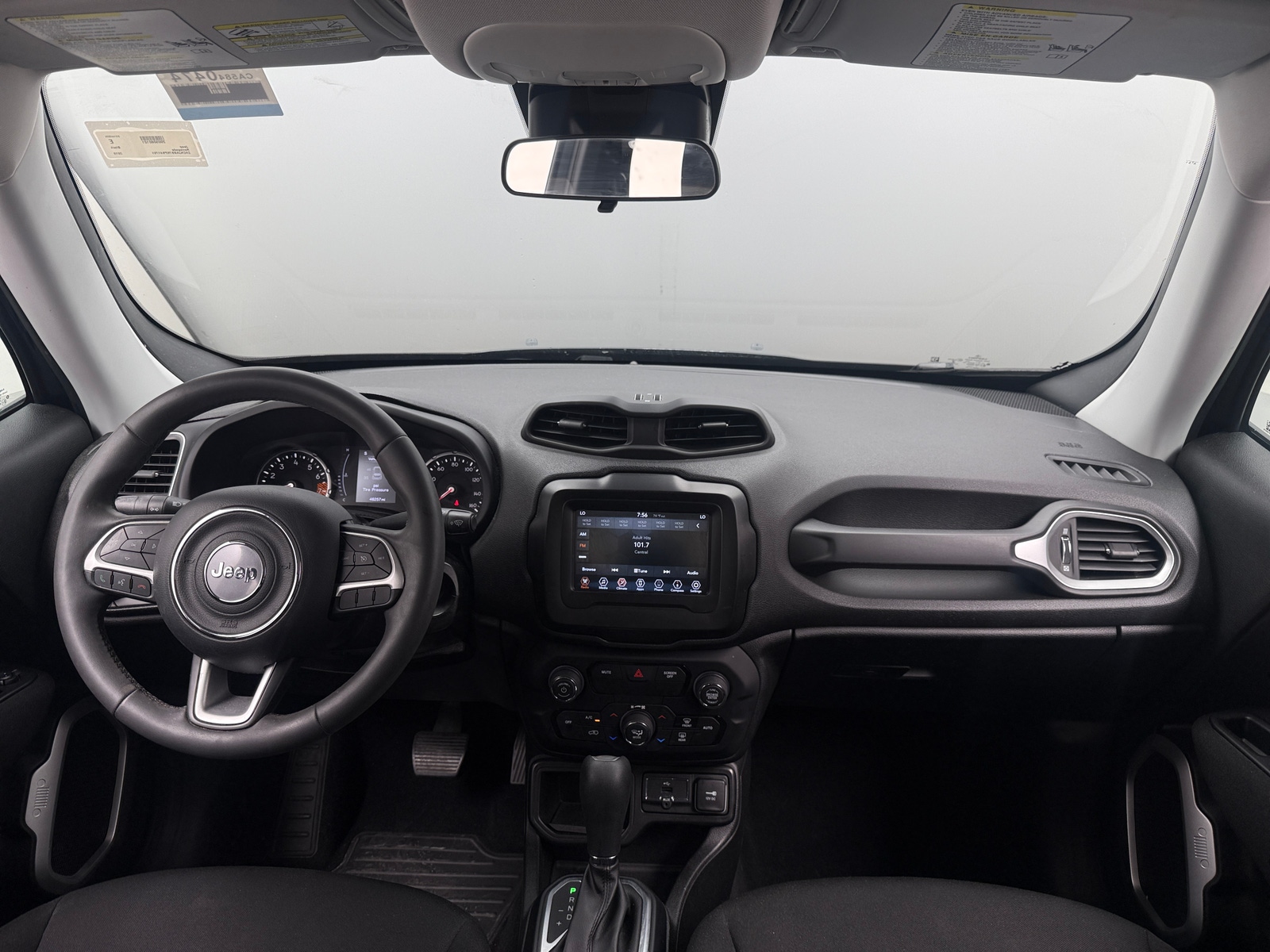 Thumbnail: 2019 Jeep Renegade - 3