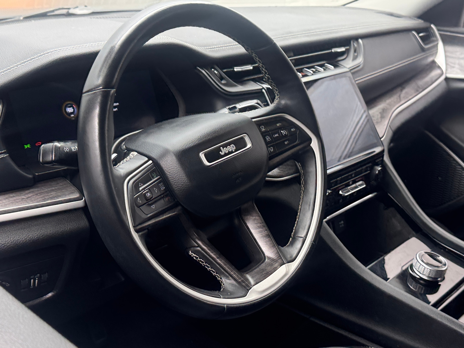 Thumbnail: 2021 Jeep Grand Cherokee L - 4
