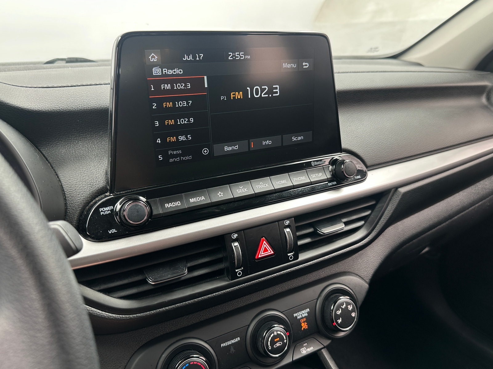 Thumbnail: 2021 Kia Forte - 4