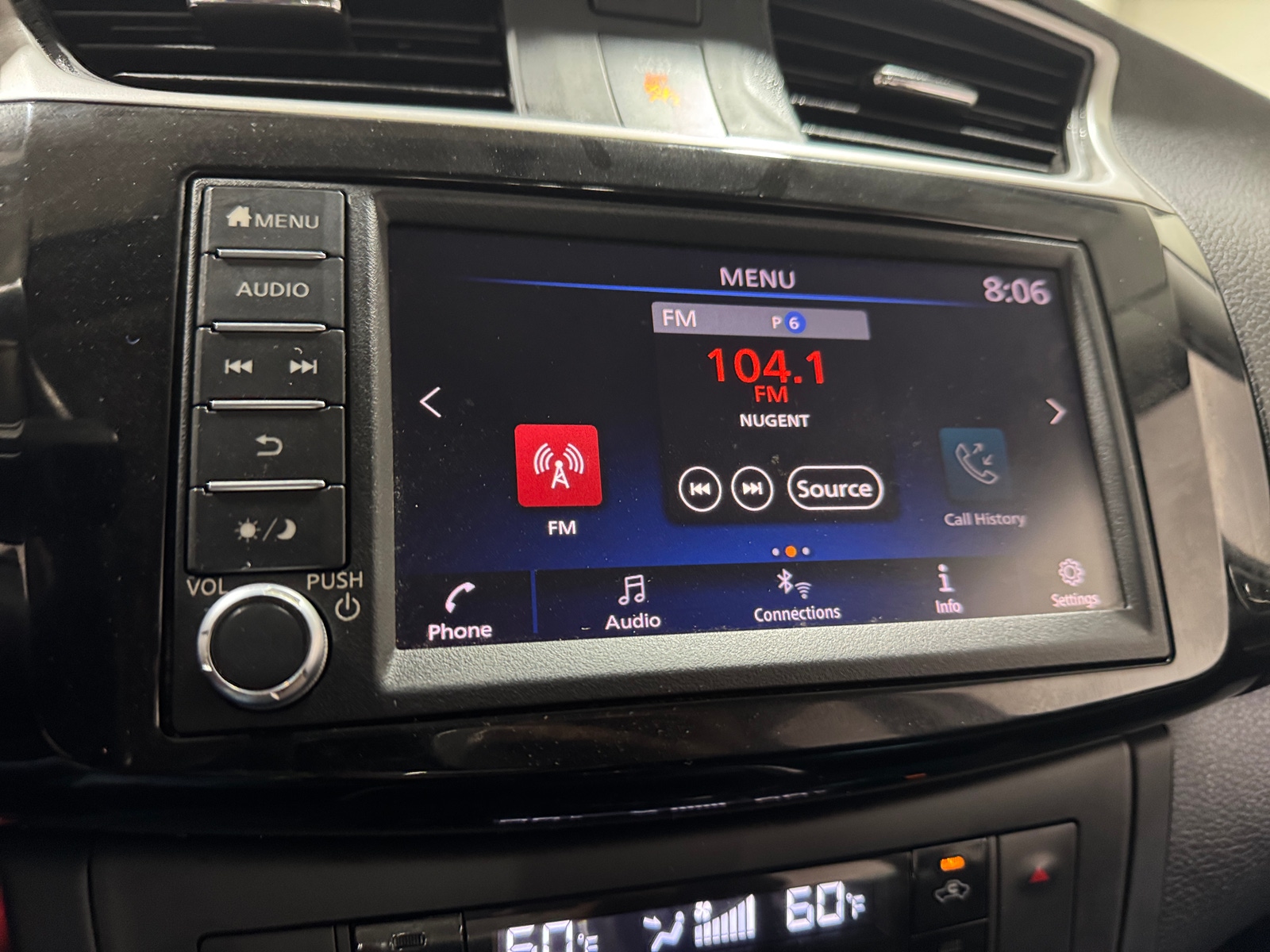 Thumbnail: 2019 Nissan Sentra - 4
