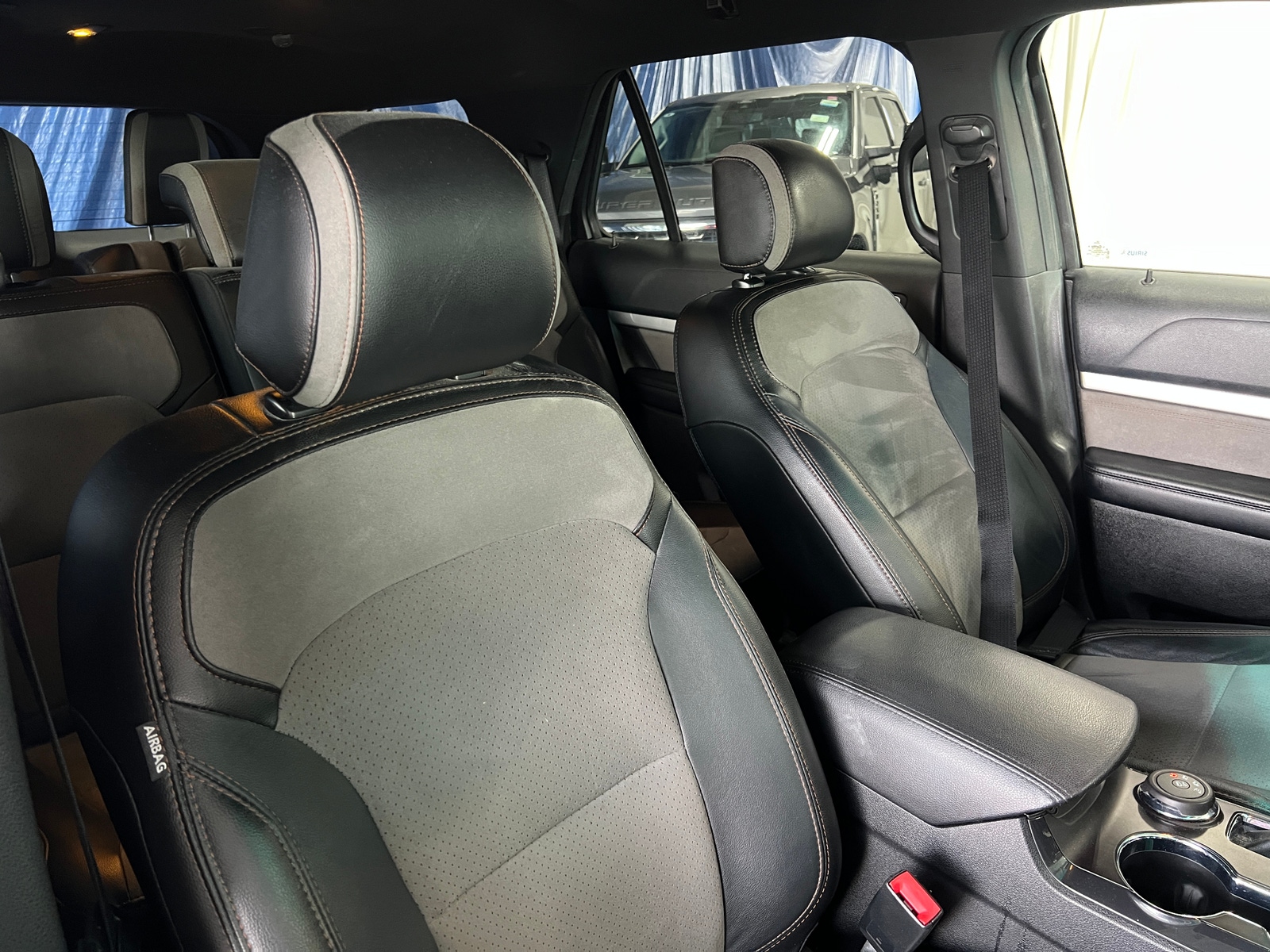 Thumbnail: 2017 Ford Explorer - 2