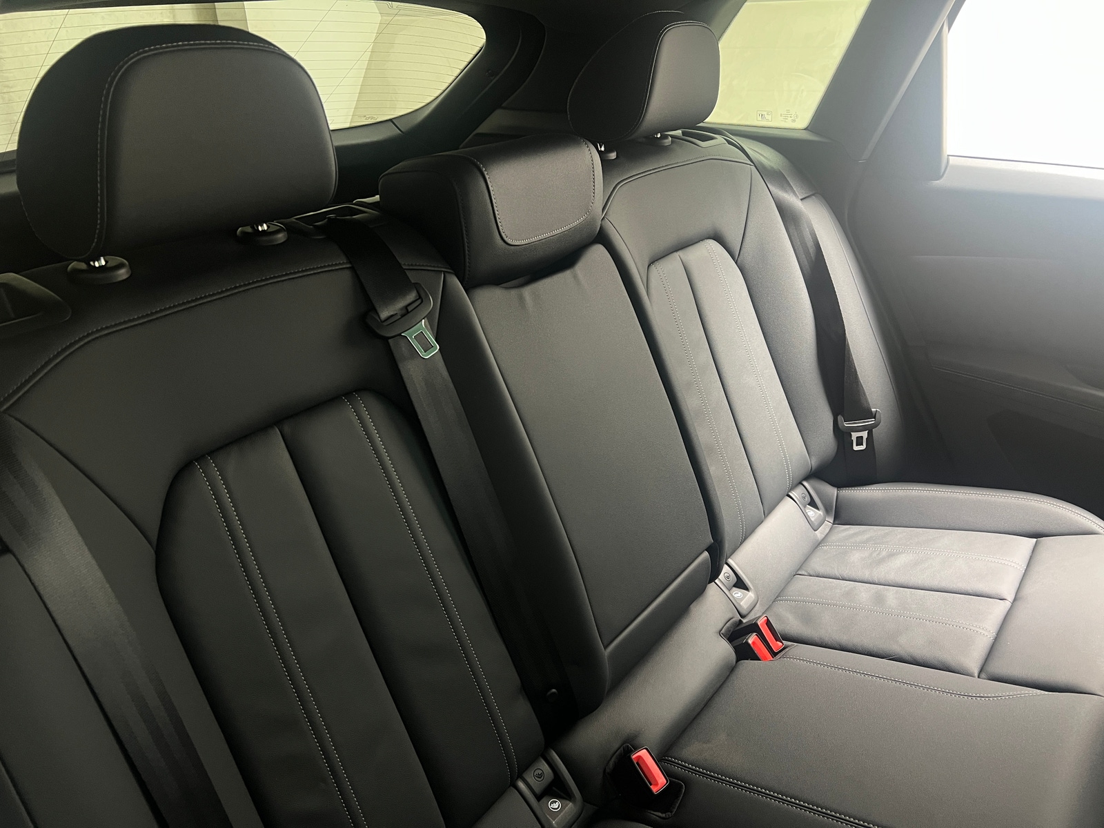 Thumbnail: 2023 Audi Q4 e-tron - 5