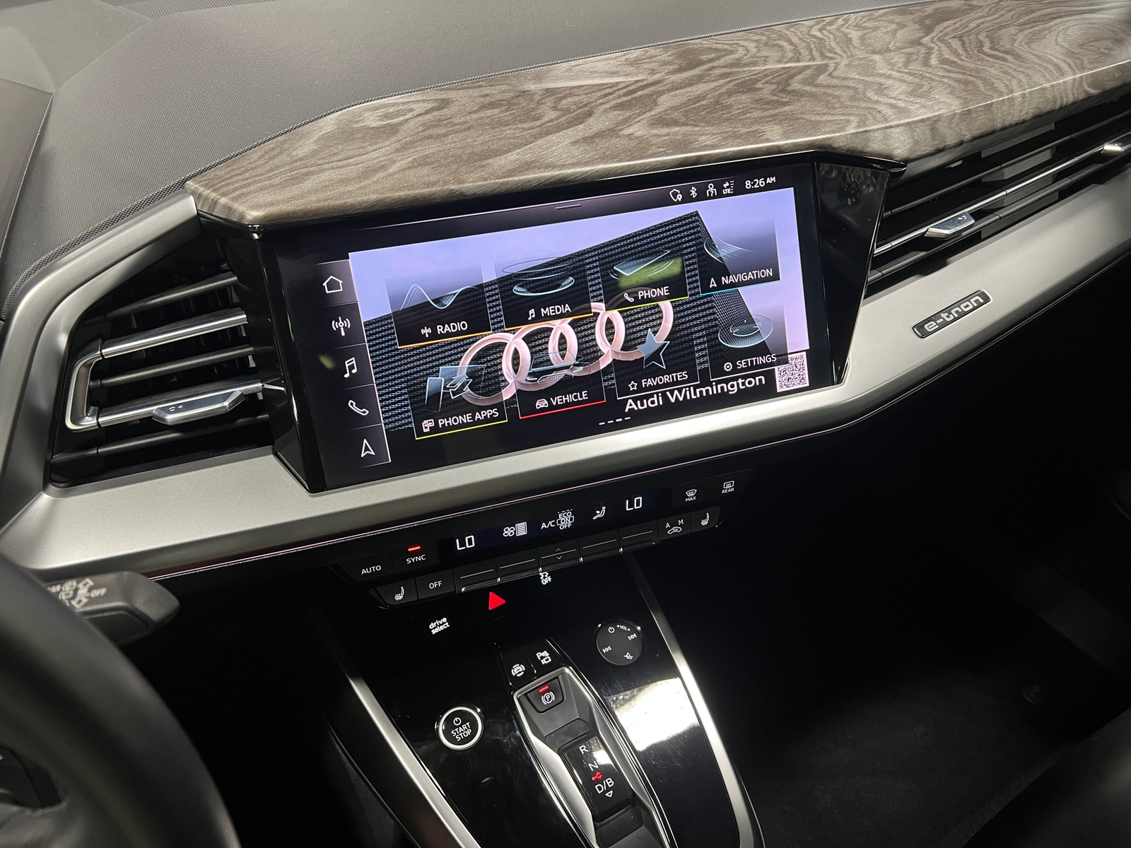 Thumbnail: 2023 Audi Q4 e-tron - 3