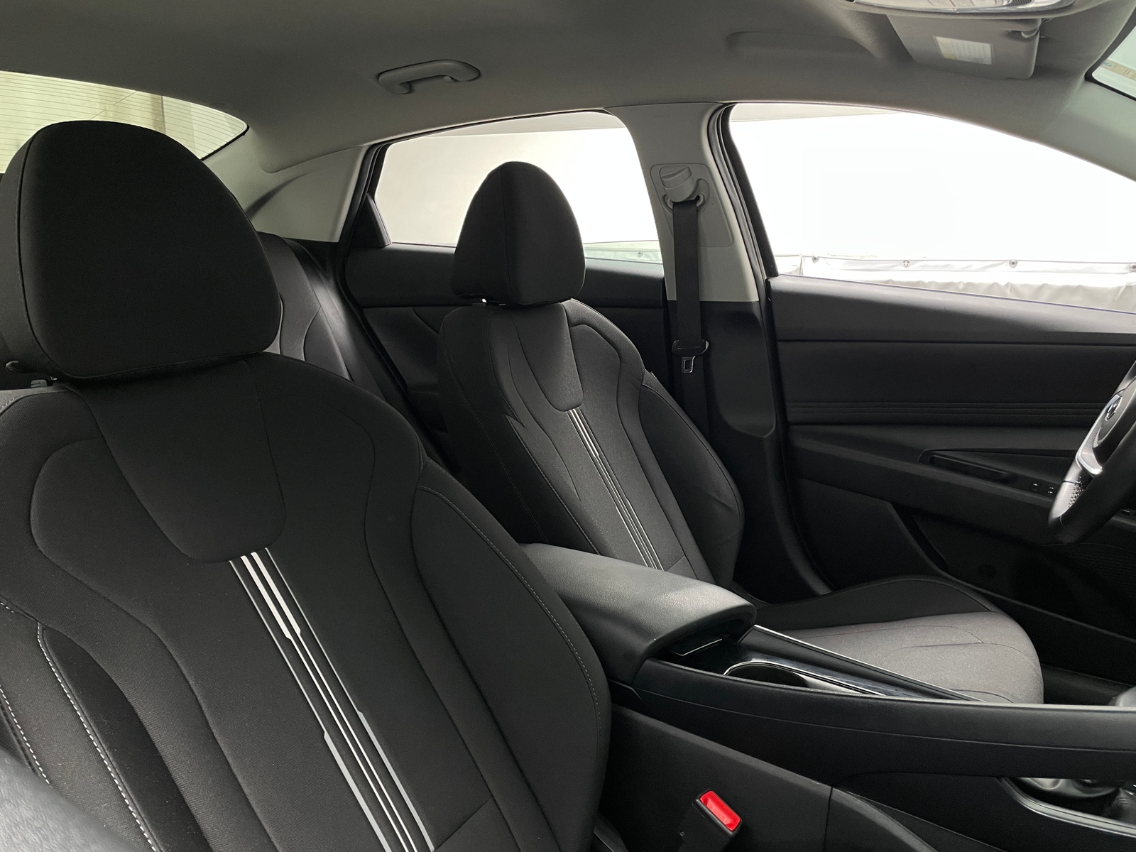Thumbnail: 2023 Hyundai Elantra - 2