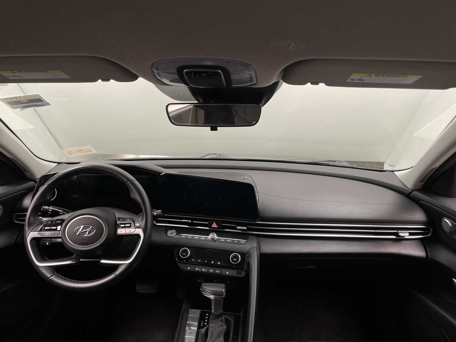 Thumbnail: 2023 Hyundai Elantra - 3