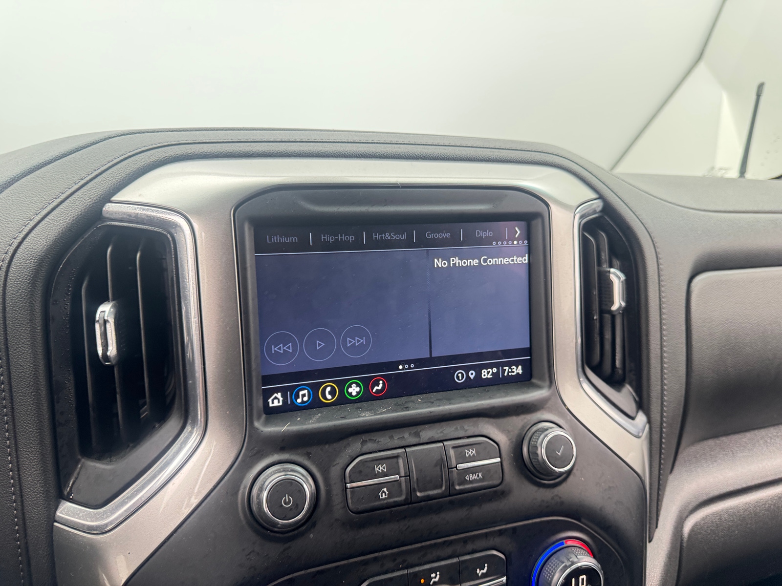 Thumbnail: 2021 Chevrolet Silverado 1500 - 4