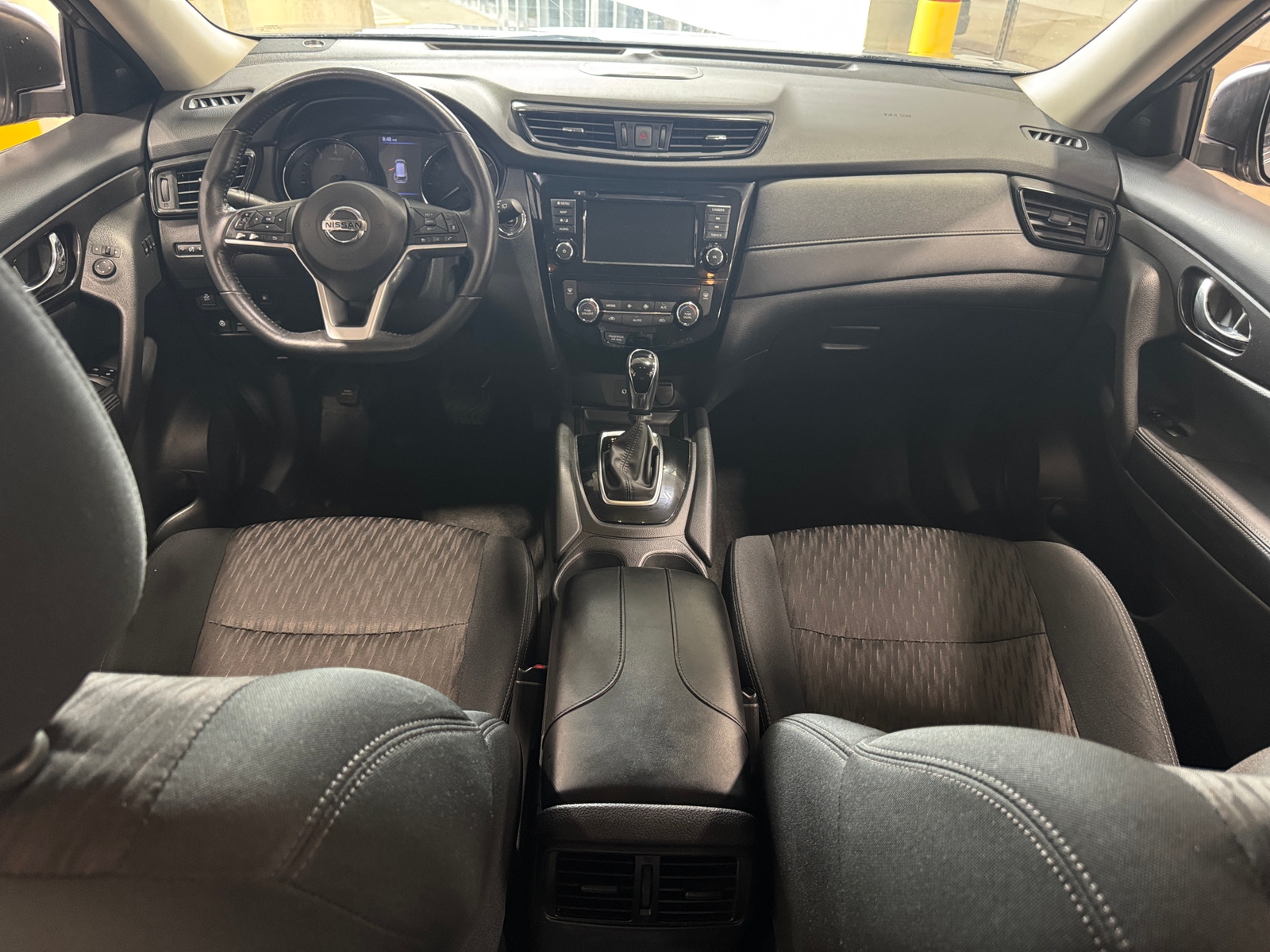 Thumbnail: 2018 Nissan Rogue - 3