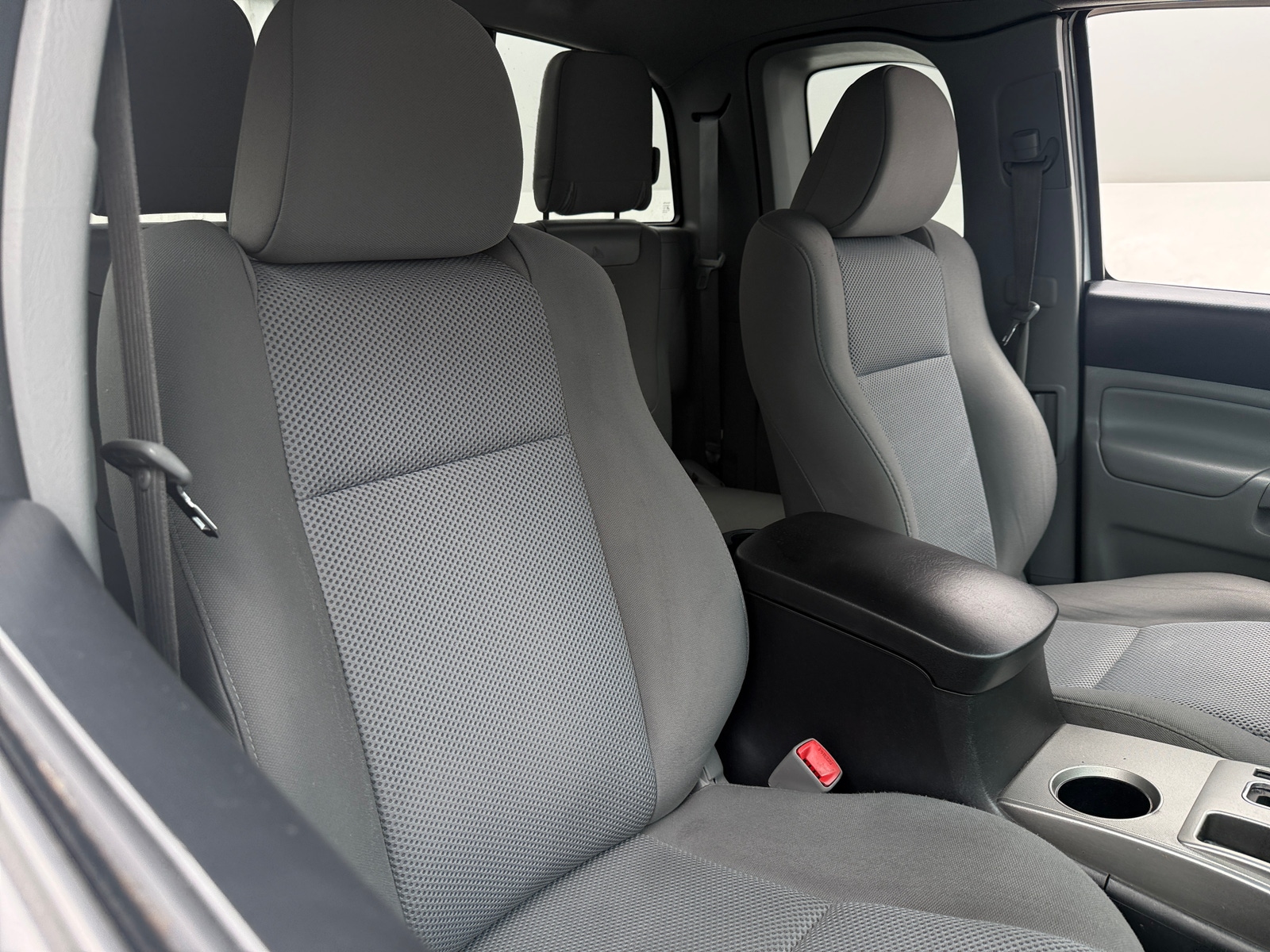 Thumbnail: 2015 Toyota Tacoma - 2