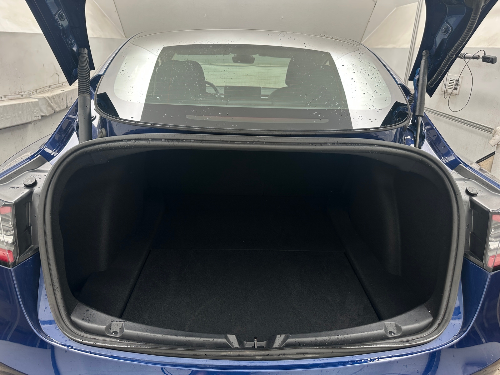 Thumbnail: 2022 Tesla Model 3 - 6