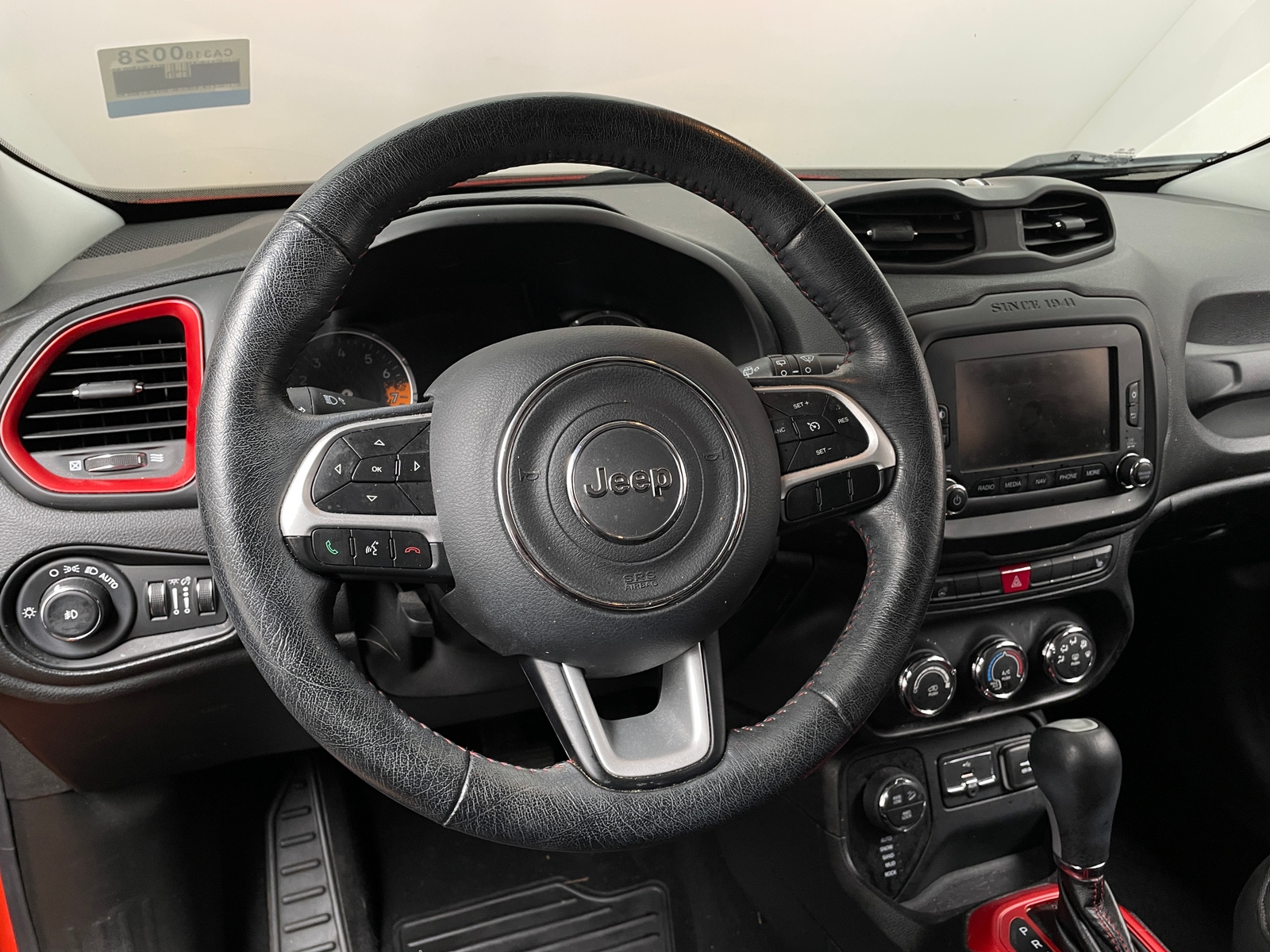 Thumbnail: 2016 Jeep Renegade - 5