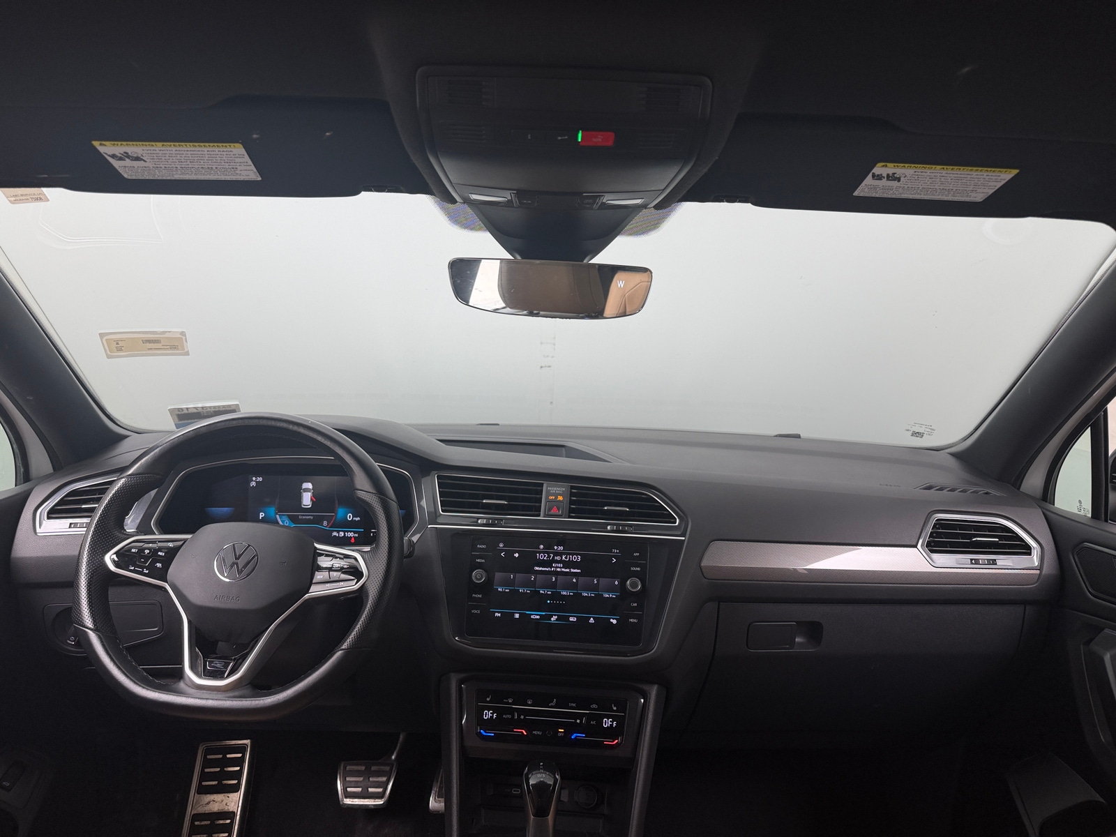 Thumbnail: 2022 Volkswagen Tiguan - 2