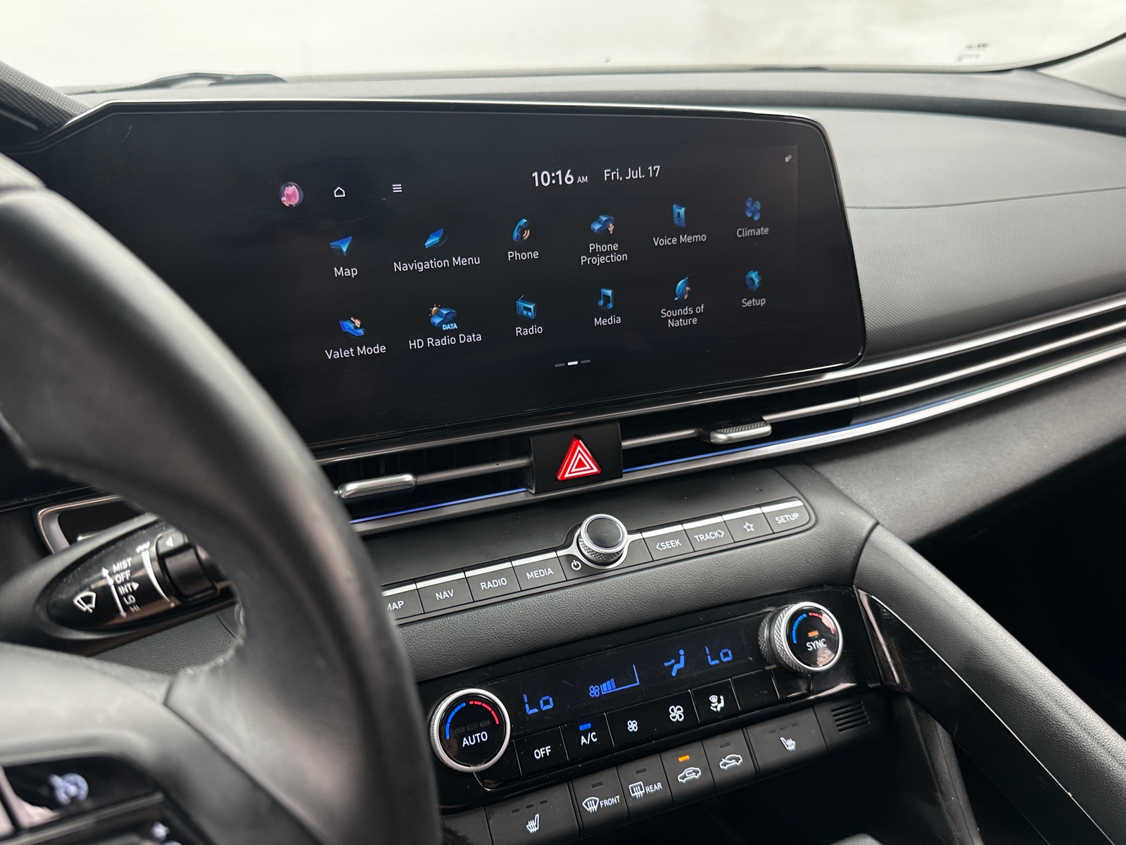 Thumbnail: 2022 Hyundai Elantra - 3