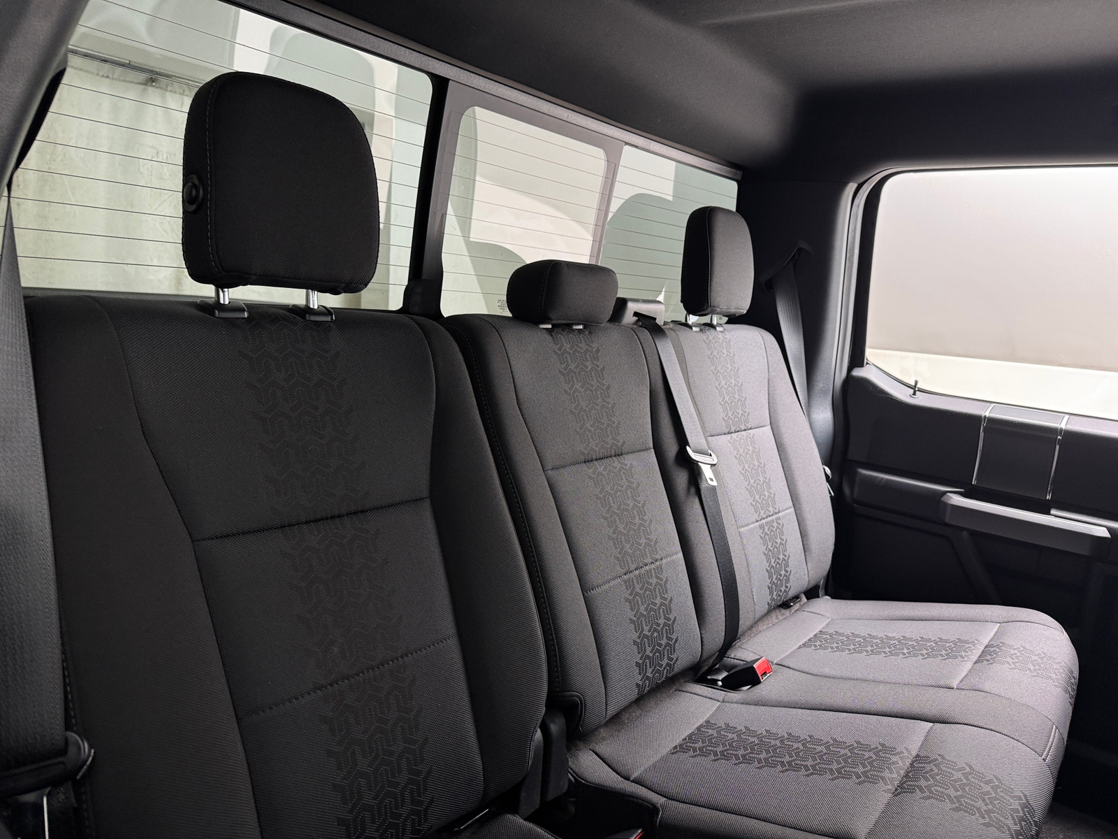 Thumbnail: 2019 Ford Econoline - 6