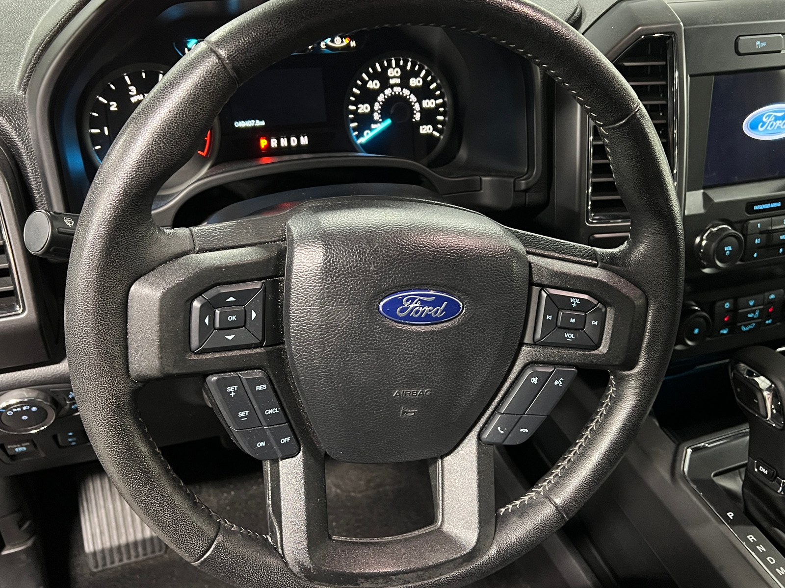 Thumbnail: 2019 Ford Econoline - 5